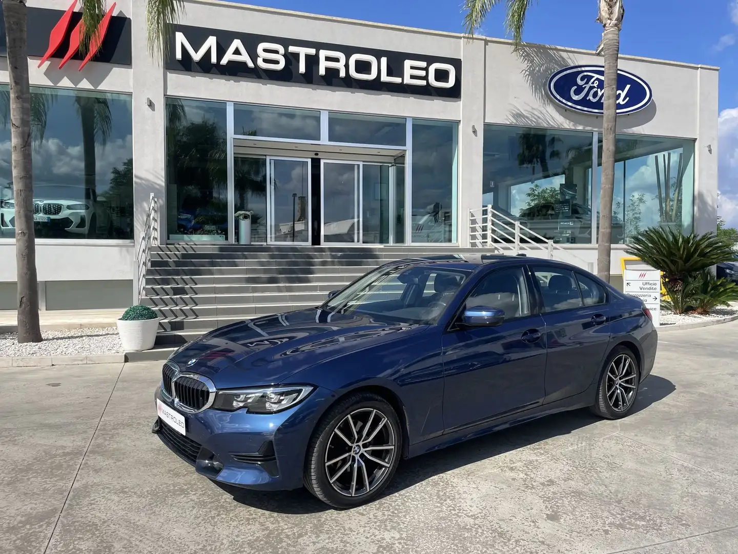 BMW 320 320i Sport auto,Chilometri Certificati Blu/Azzurro - 2