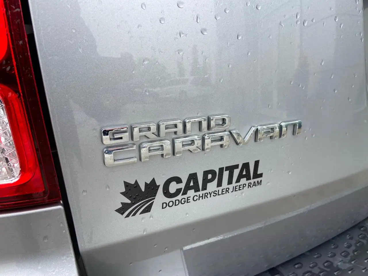 Dodge Grand Caravan снимка Dodge Grand Caravan