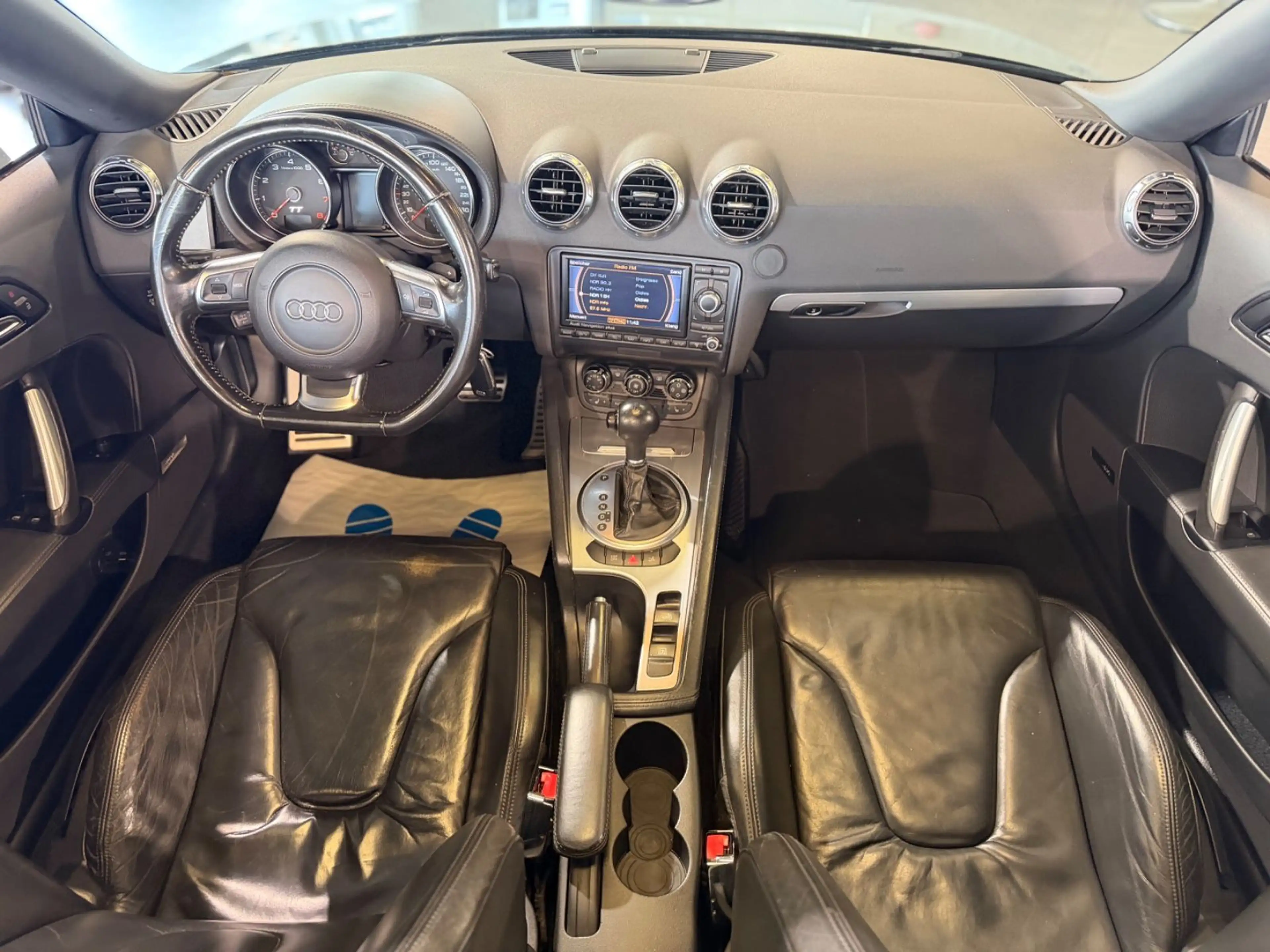 Audi TT Cabrio 2.0 TFSI |XENON|PDC|SHZ|NAVI|VOLLEDER — photo 11