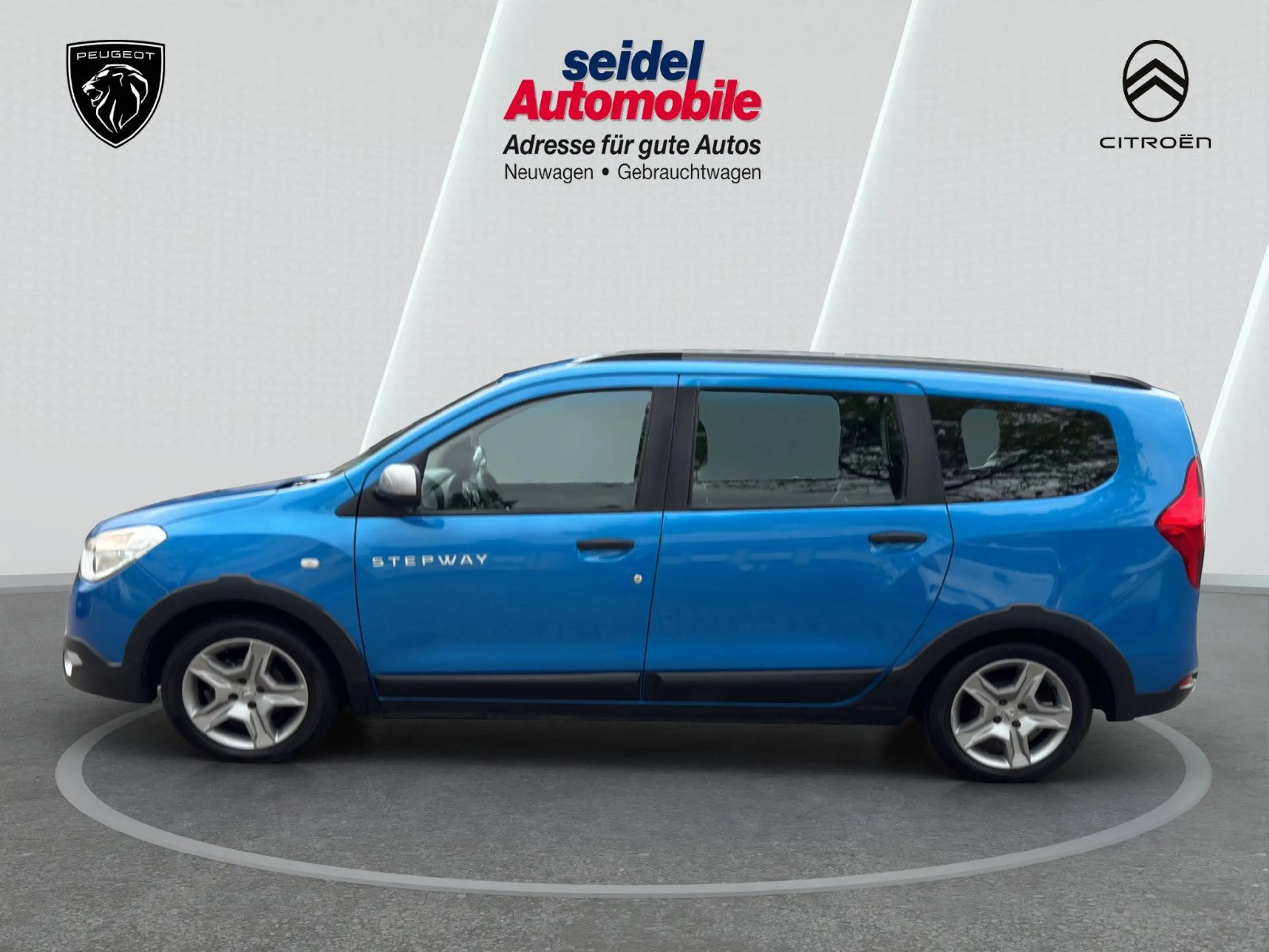 Dacia Lodgy 1.6 SCe 100 StepwayComfort, 1.HD, wenig KM — photo 2