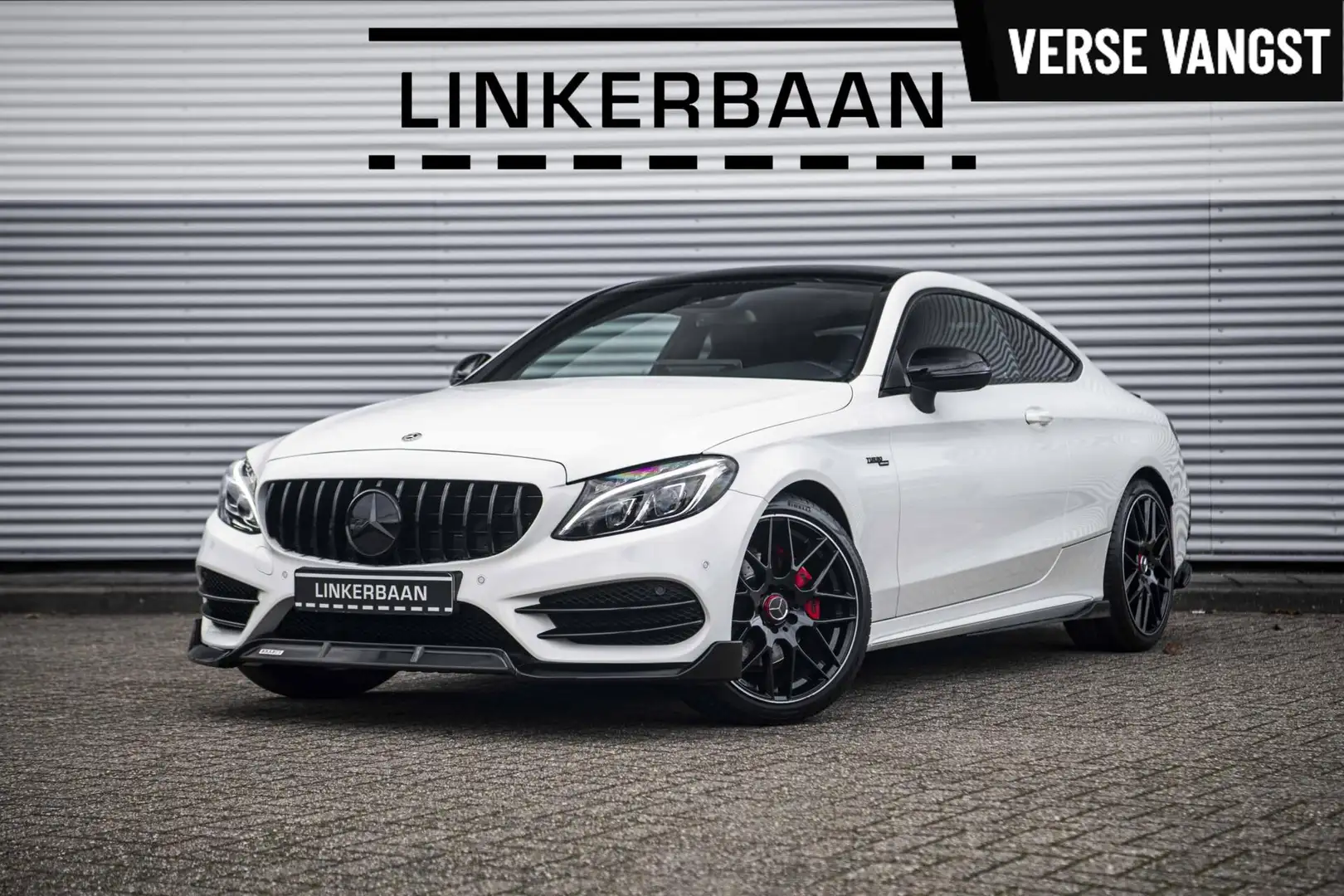 Mercedes-Benz C 180 Coupé | Uniek | AMG | Panodak | Camera | Night | S Wit - 1