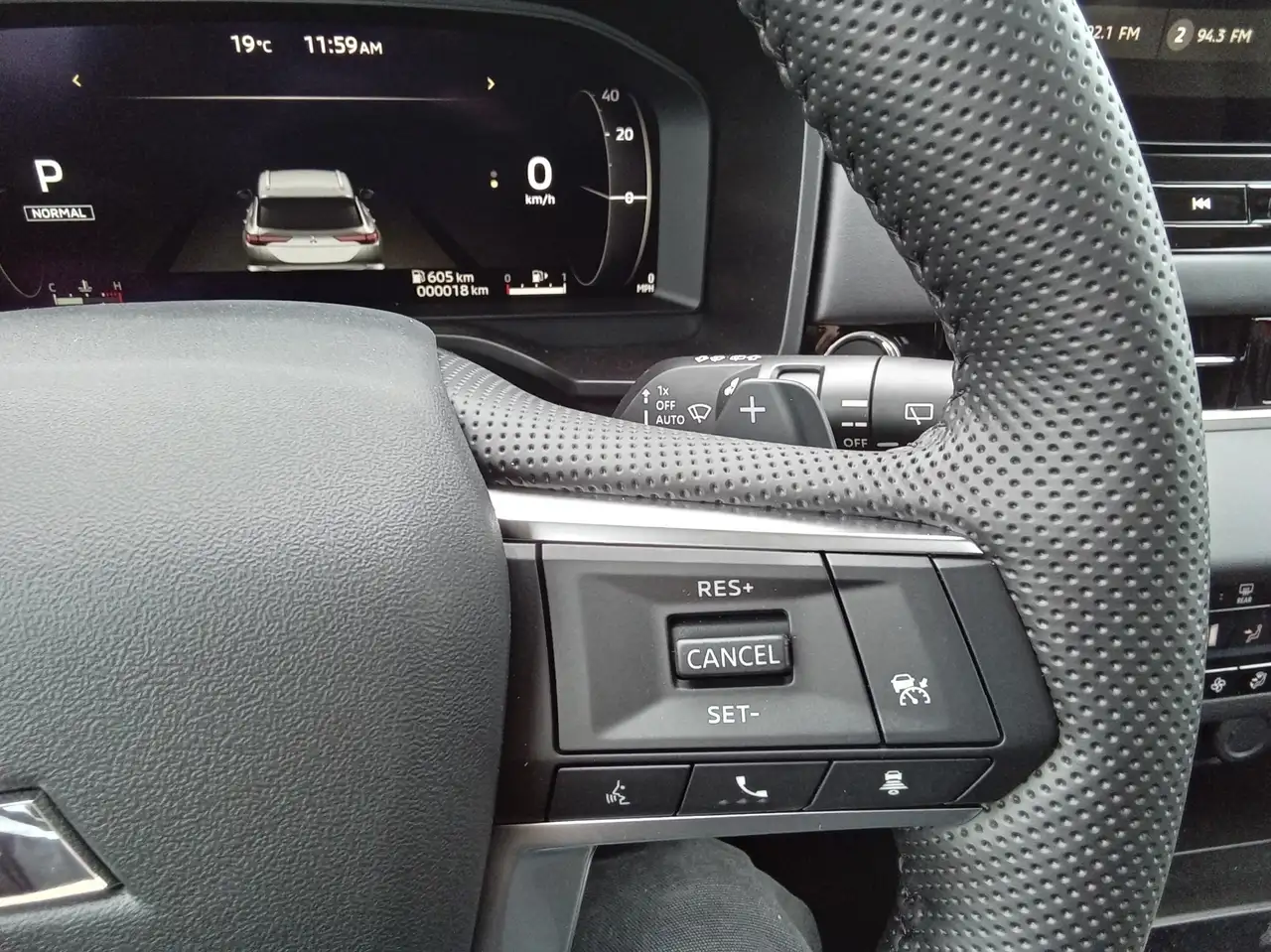 Mitsubishi Outlander снимка Mitsubishi Outlander