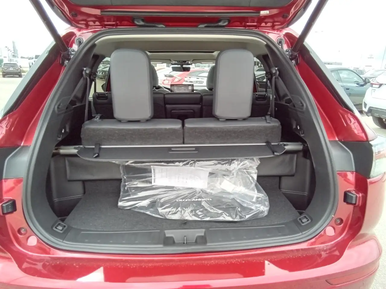 Mitsubishi Outlander снимка Mitsubishi Outlander