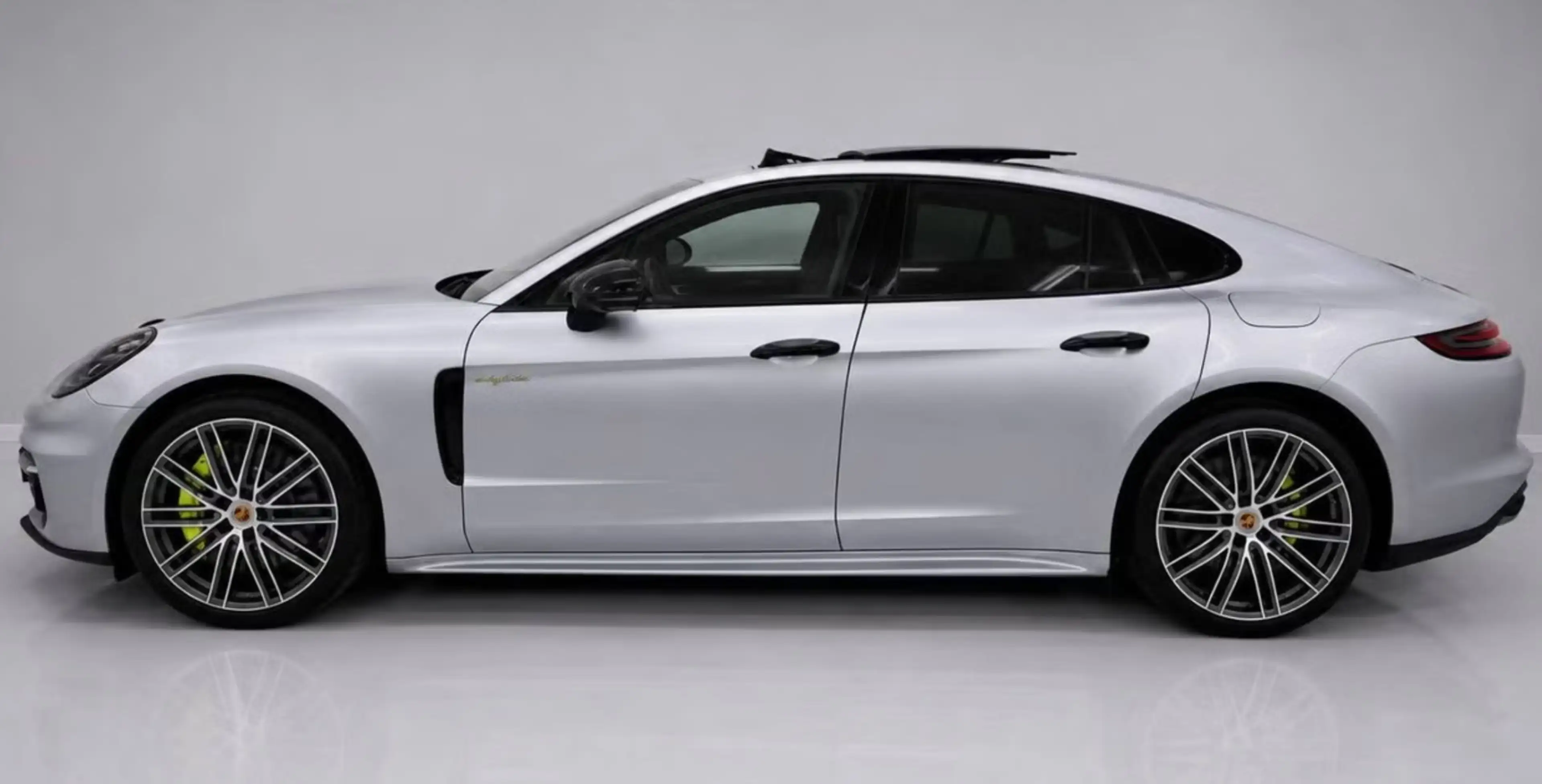 Porsche Panamera 4 E-Hybrid PANORAMA — photo 4