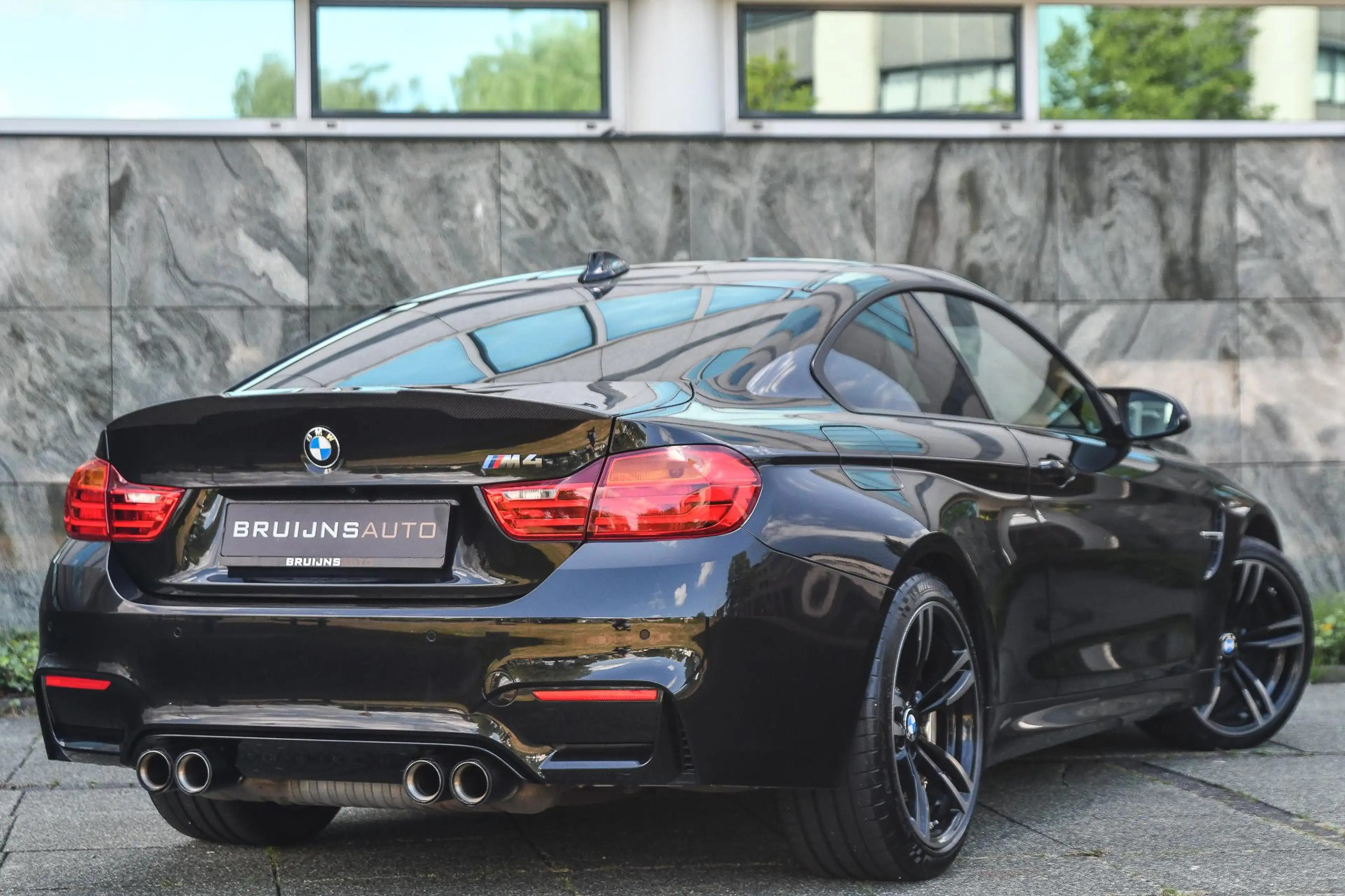 BMW M4 4-serie Coupé — photo 3