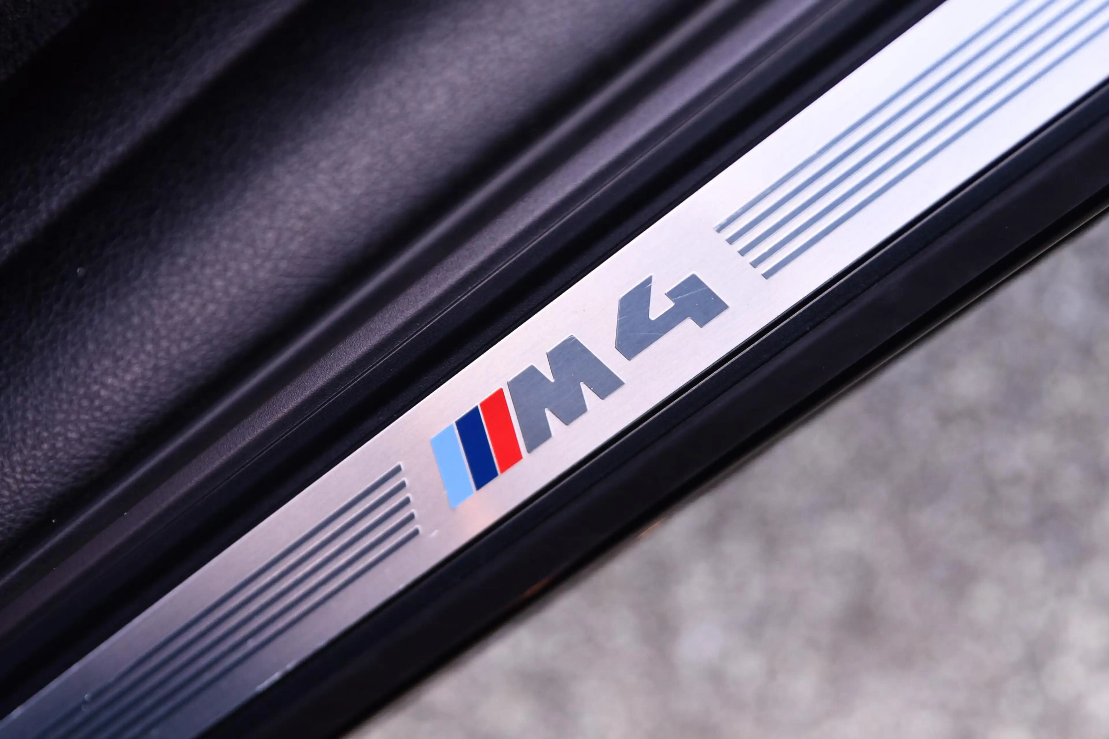 BMW M4 4-serie Coupé — photo 29