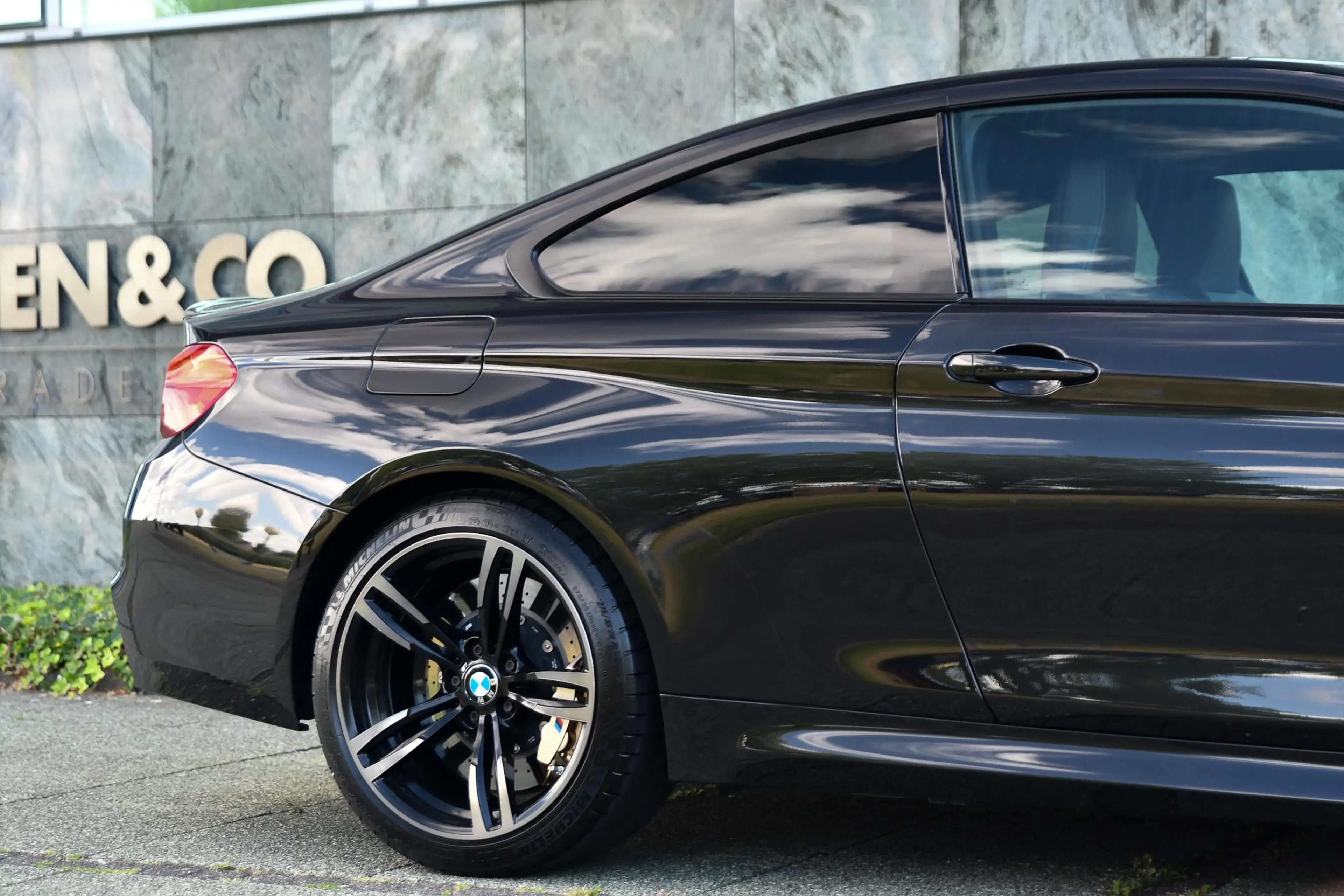 BMW M4 4-serie Coupé — photo 7