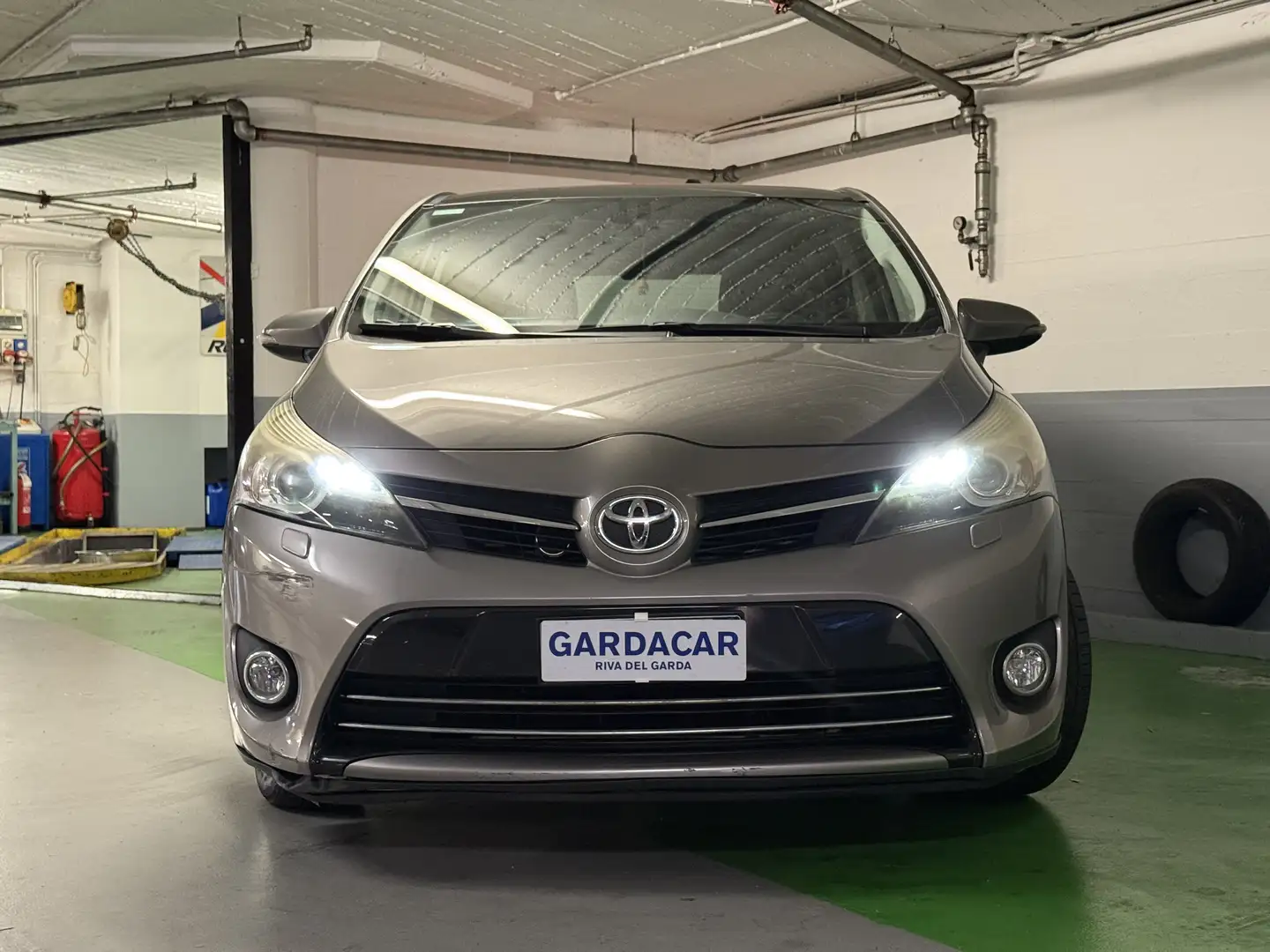 Toyota Verso Verso 2013 1.6 d-4d Style 7p. Mt. 60000km Grigio - 2