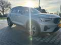 Volvo XC40 B3 Mild Hybrid Benzin (163 PS) Gris - thumbnail 2