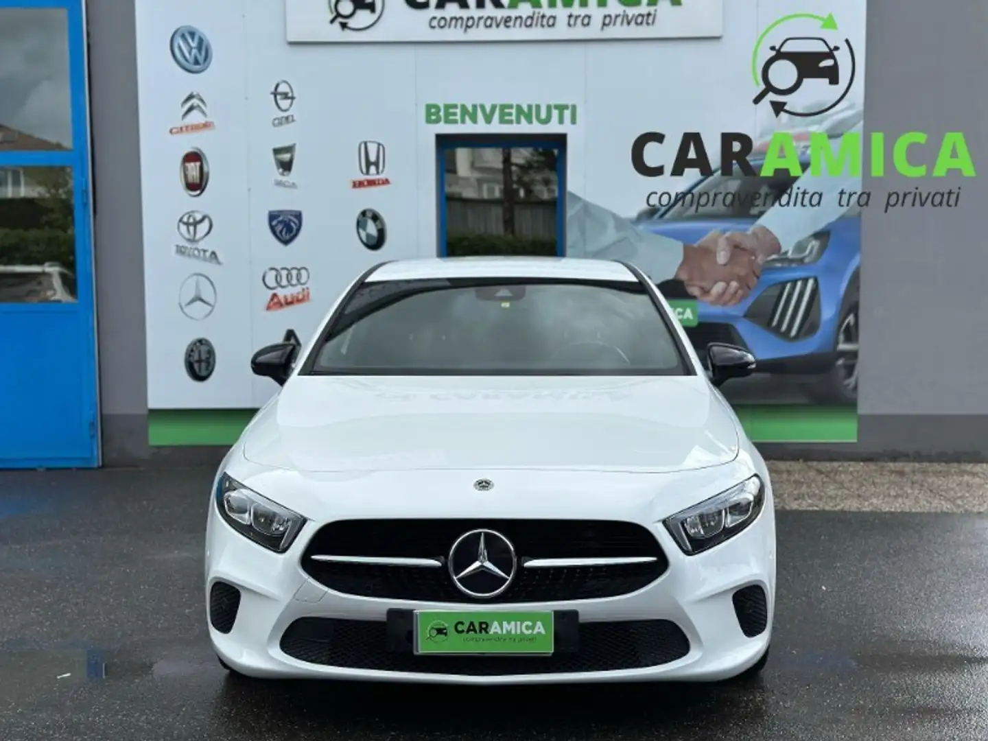 Mercedes-Benz A 180 A 180 d Automatic Business Extra Weiß - 1