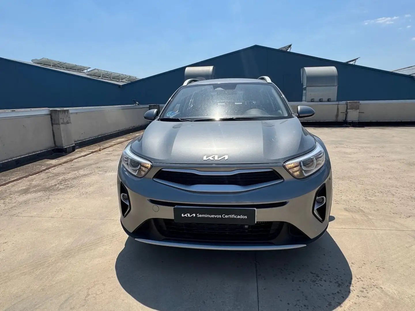 Kia Stonic 1.0 T-GDi MHEV Concept 100 Gris - 2