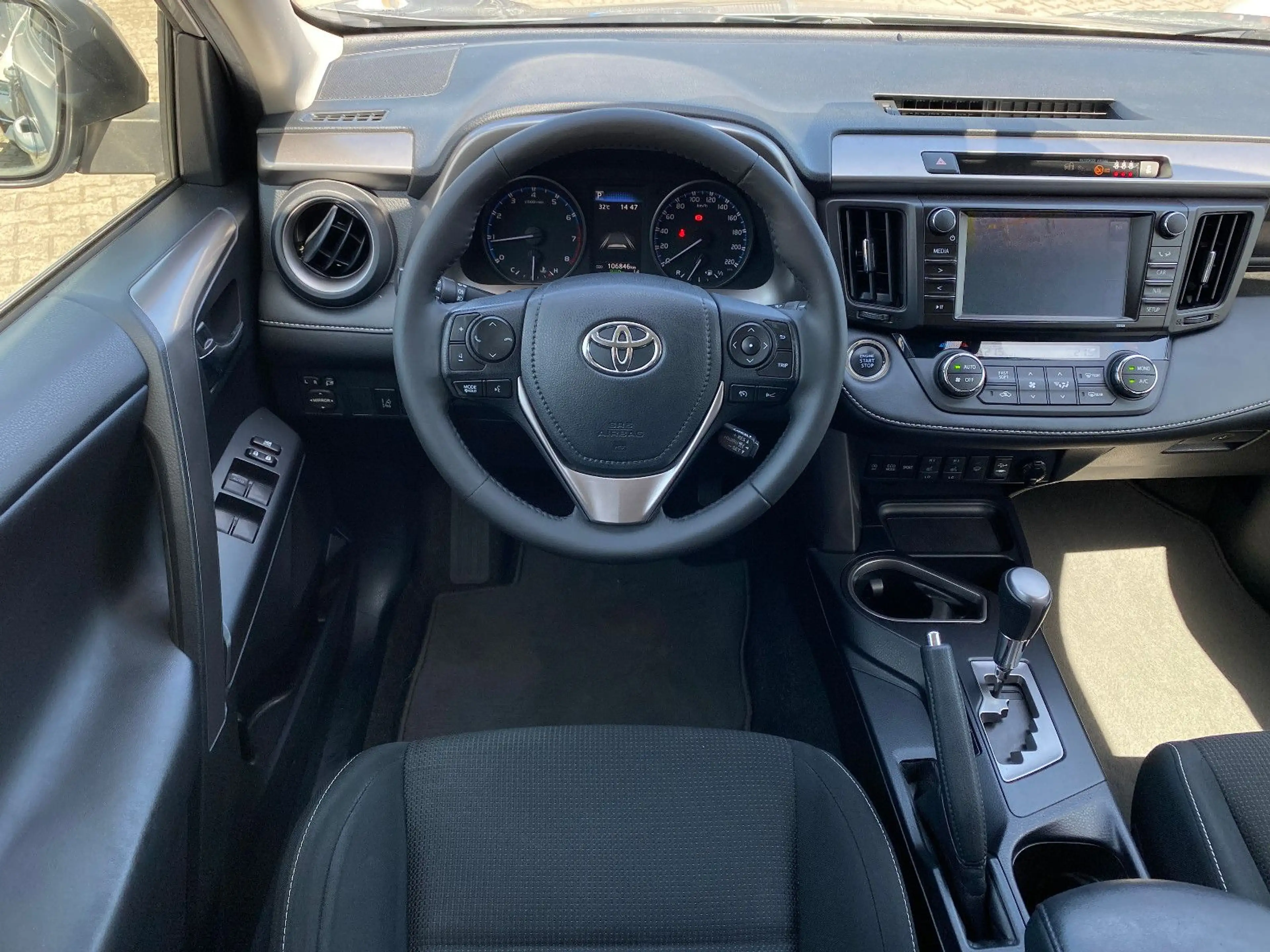 Toyota RAV4 Edition-S Nav/LED/AHK/Kamera/Spur/Allwetter — photo 9