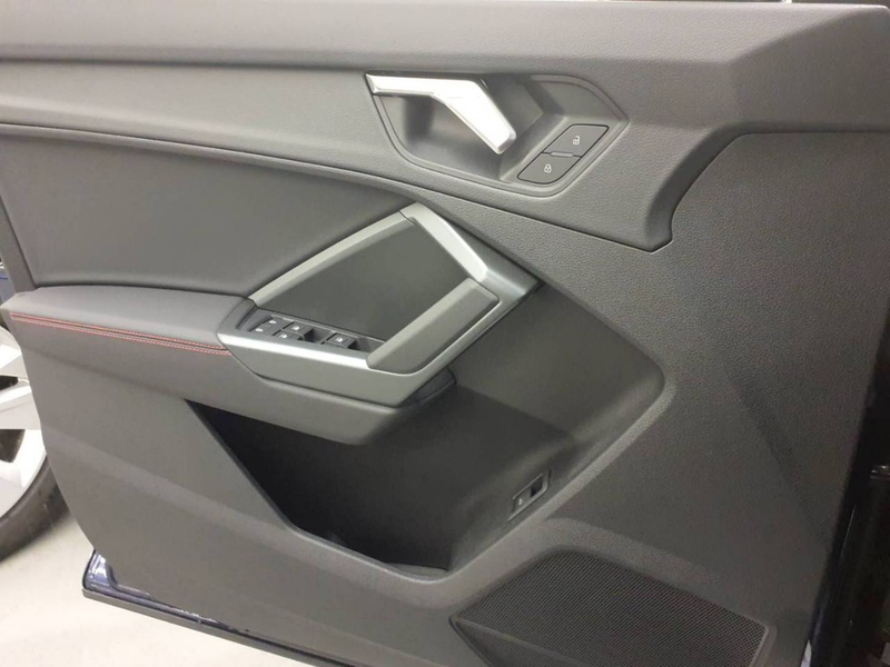 Audi Q3 SUV S line 35 TFSI S tronic*360*AHK*Matrix* — photo 5