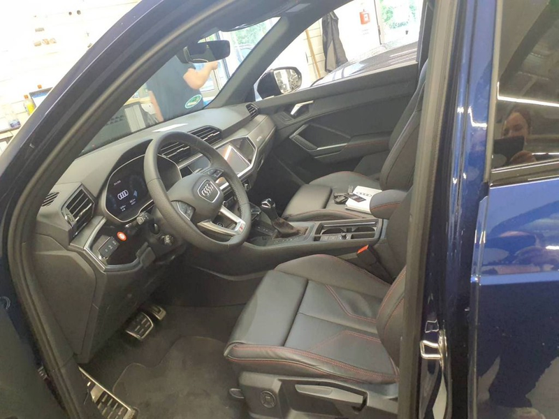 Audi Q3 SUV S line 35 TFSI S tronic*360*AHK*Matrix* — photo 4