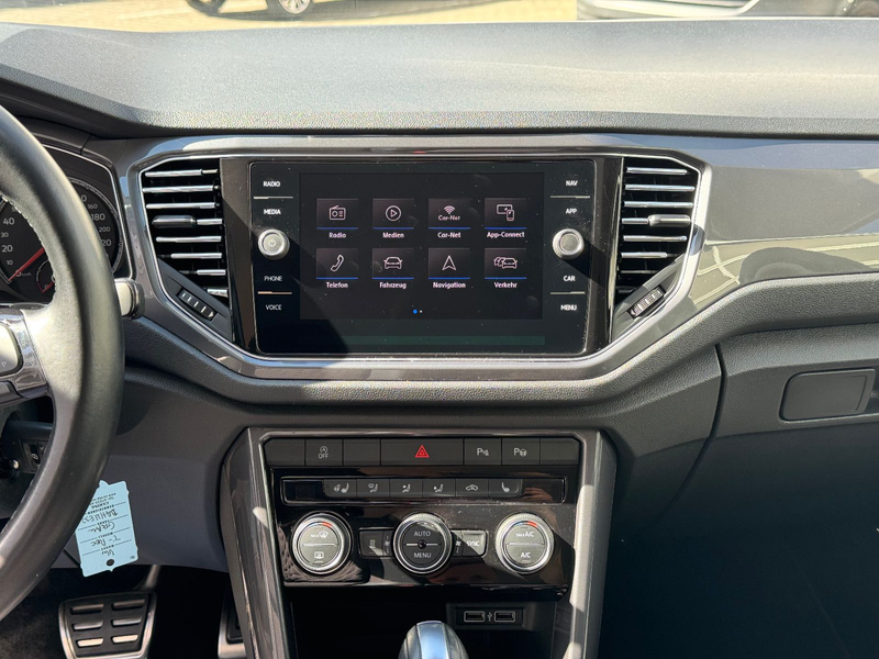 Volkswagen T-Roc 1.5 TSI DSG IQ.DRIVE|STHZ|LED|NAVI|eHK|APP — photo 14
