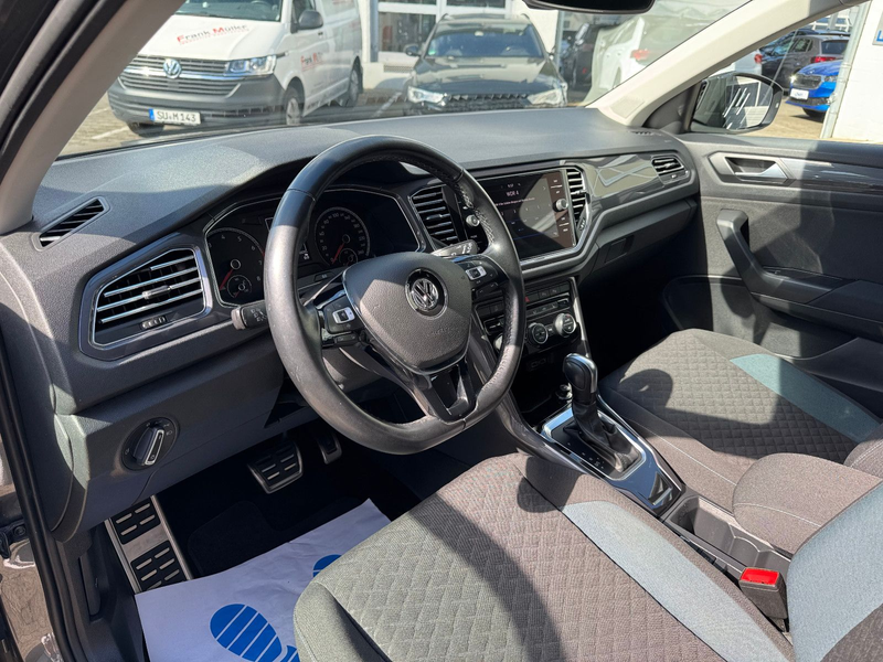 Volkswagen T-Roc 1.5 TSI DSG IQ.DRIVE|STHZ|LED|NAVI|eHK|APP — photo 10