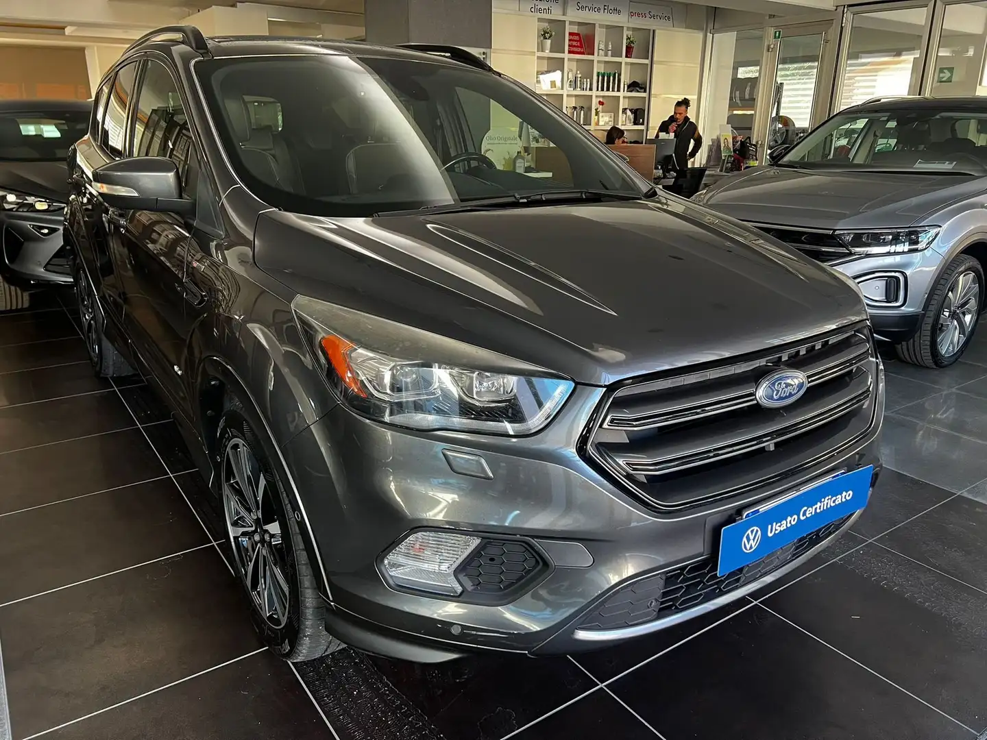 Ford Kuga Kuga 2.0 TDCI 150 CV S&S 4WD Powershift ST-Line Grigio - 1