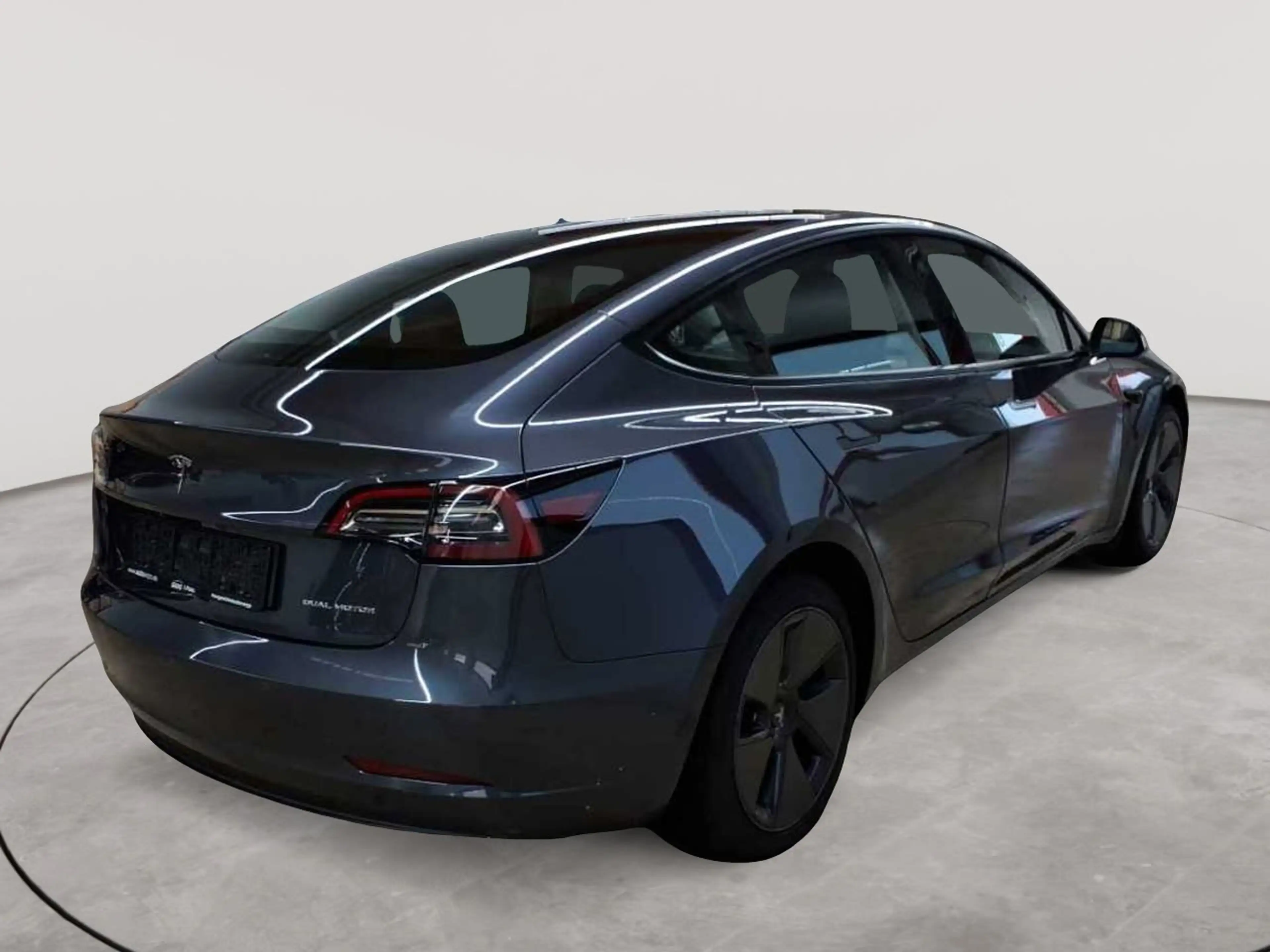 Tesla Model 3 Model 3 LongRange AWD Dual Motor — photo 4
