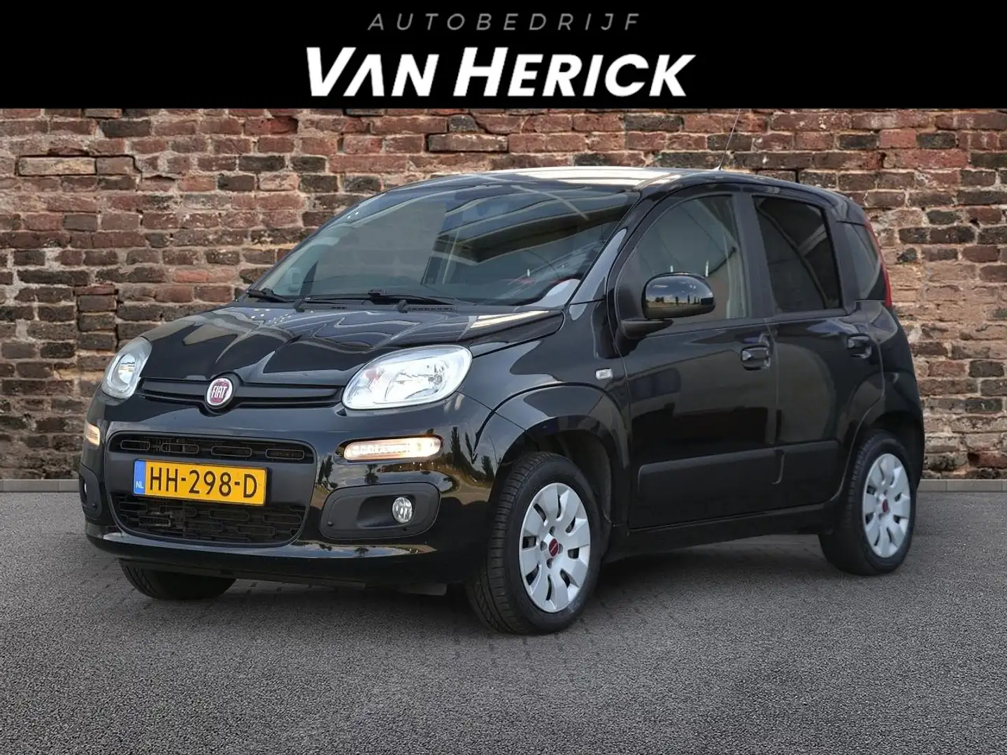 Fiat Panda 0.9 TwinAir Lounge | Automaat | Airco Zwart - 1
