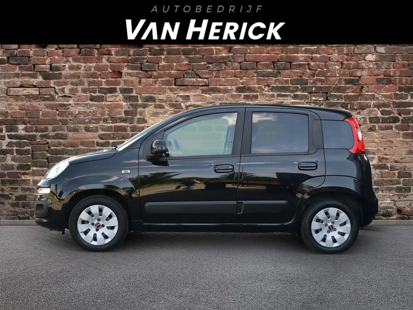 Fiat Panda 0.9 TwinAir Lounge | Automaat | Airco Zwart - 2