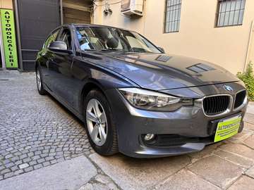 318d Luxury *INTERNI in PELLE*