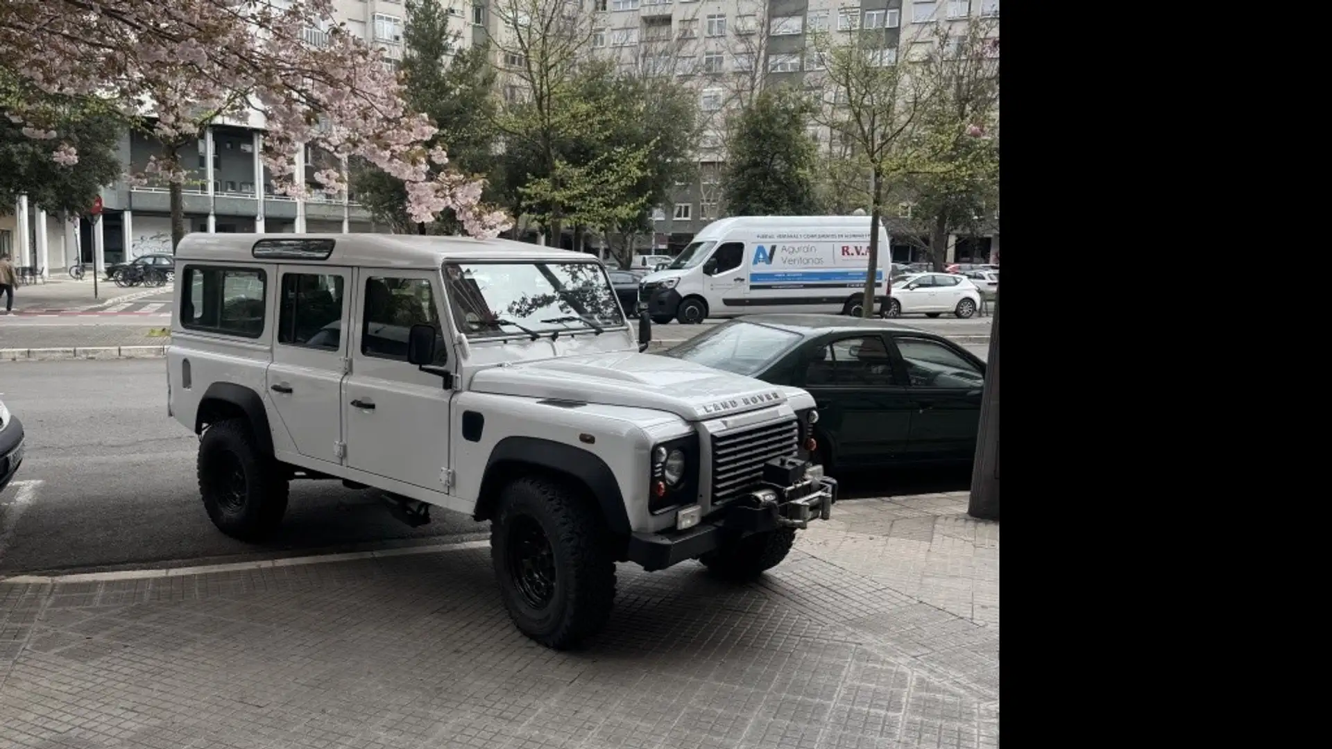 Land Rover Defender 110 SW E Blanco - 1