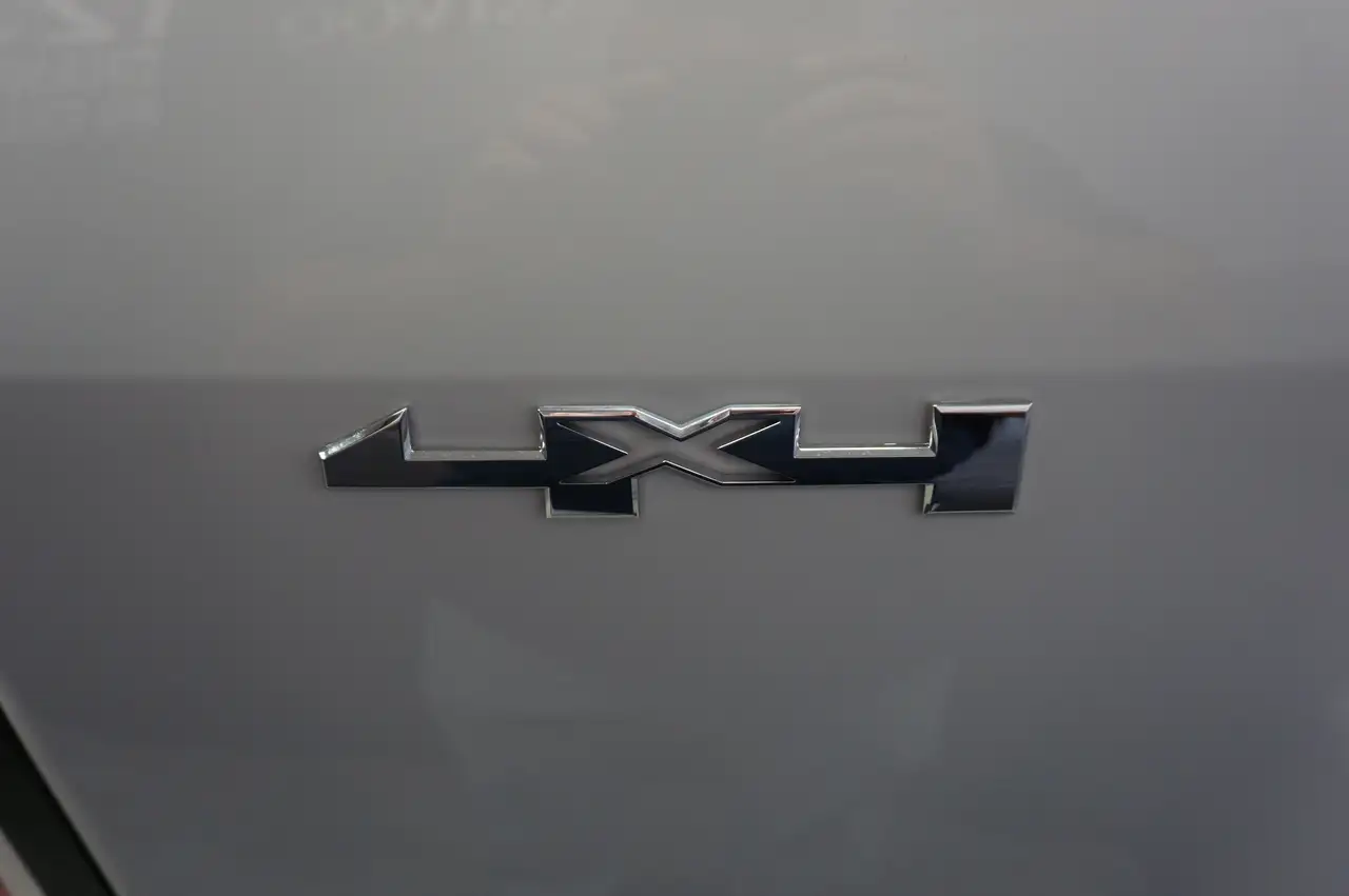 GMC Canyon снимка GMC Canyon