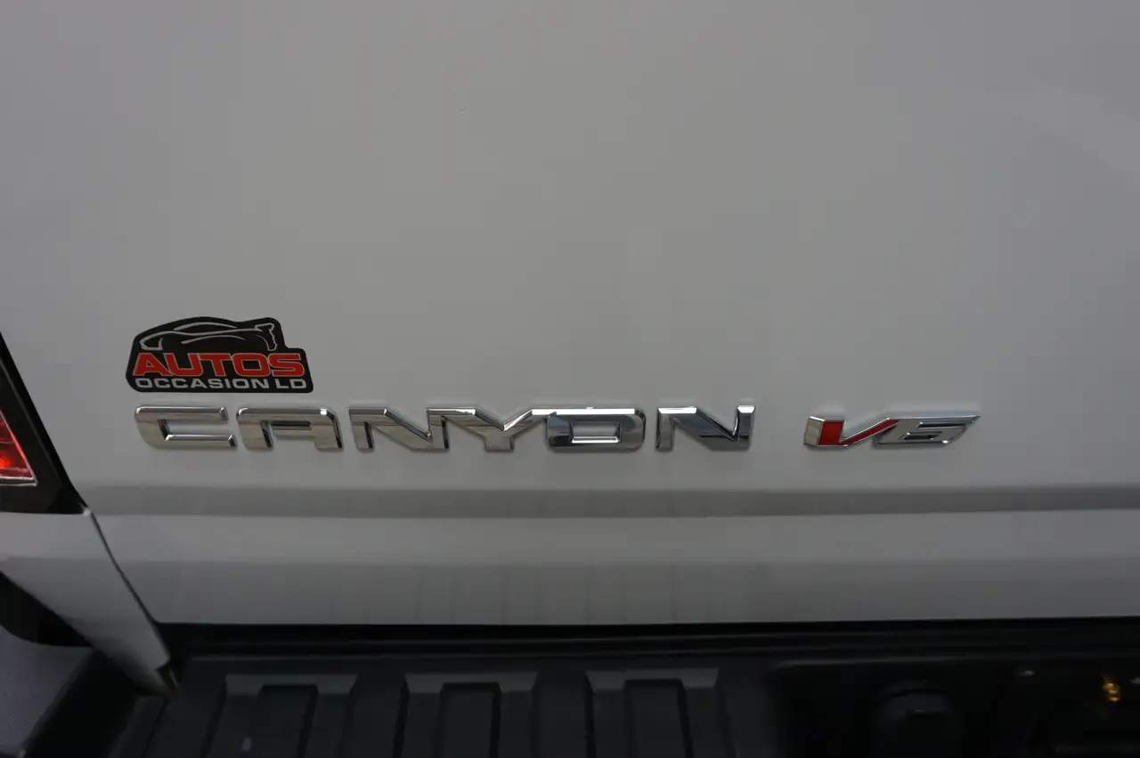 GMC Canyon снимка GMC Canyon