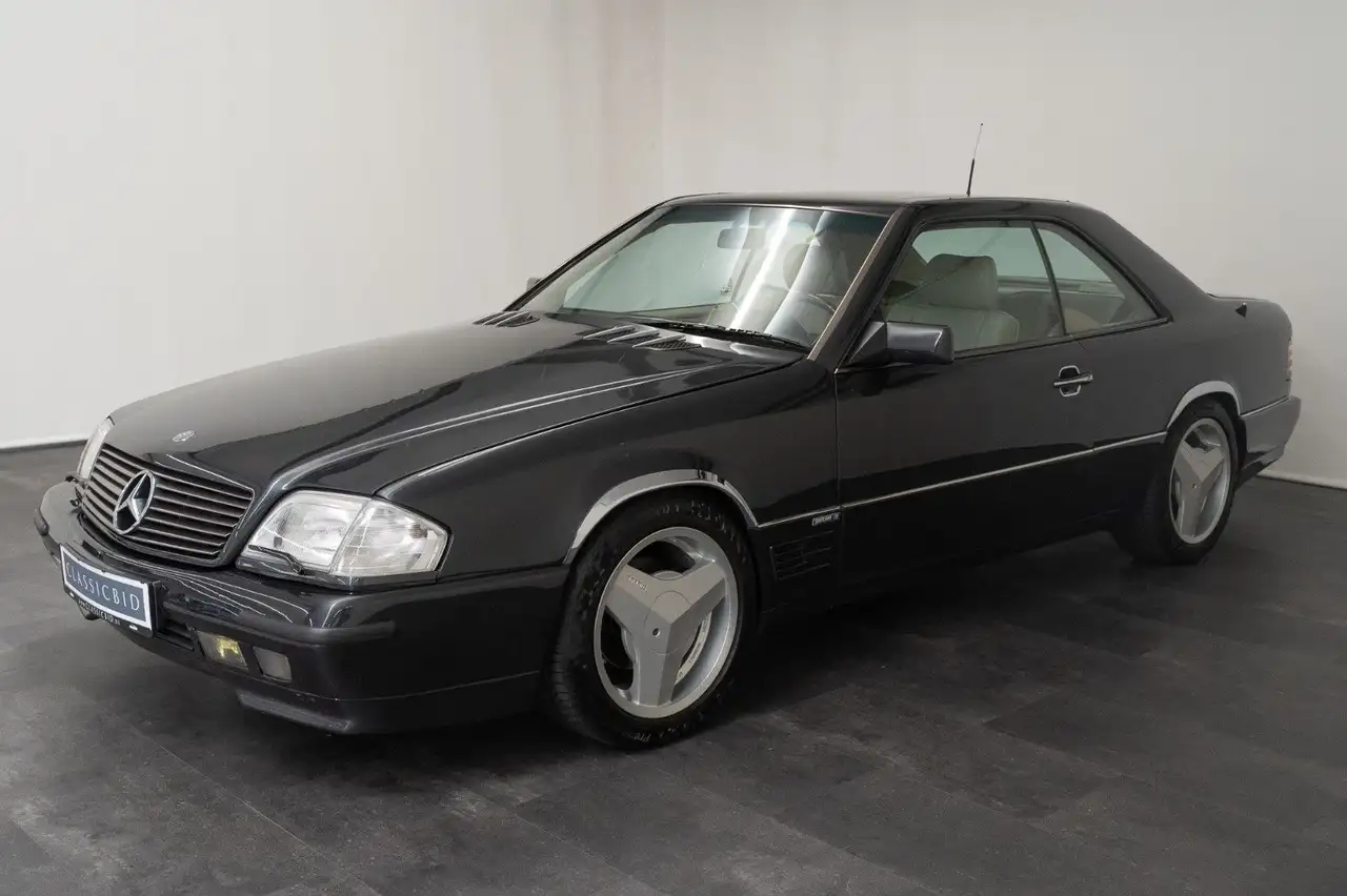 Mercedes-Benz 260