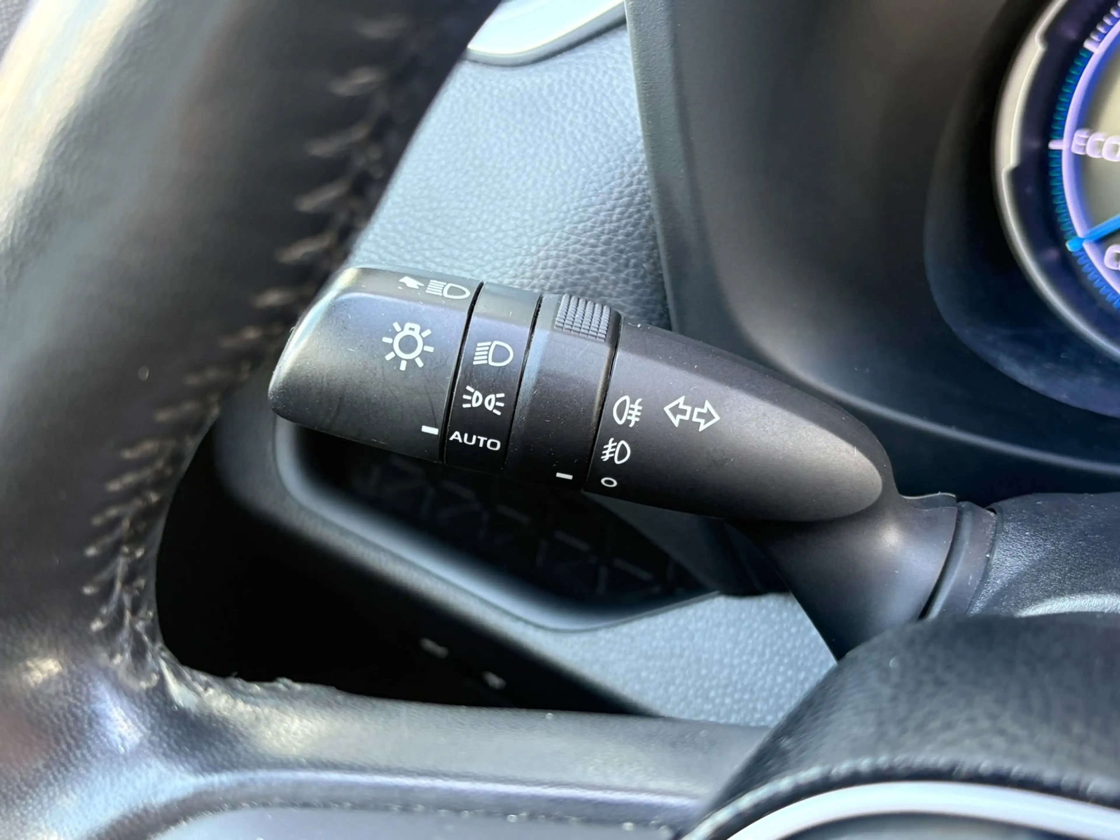Toyota RAV 4 2.5 Hybrid AWD Trekhaak / Camera / Stoel-Stuur Ver — photo 36