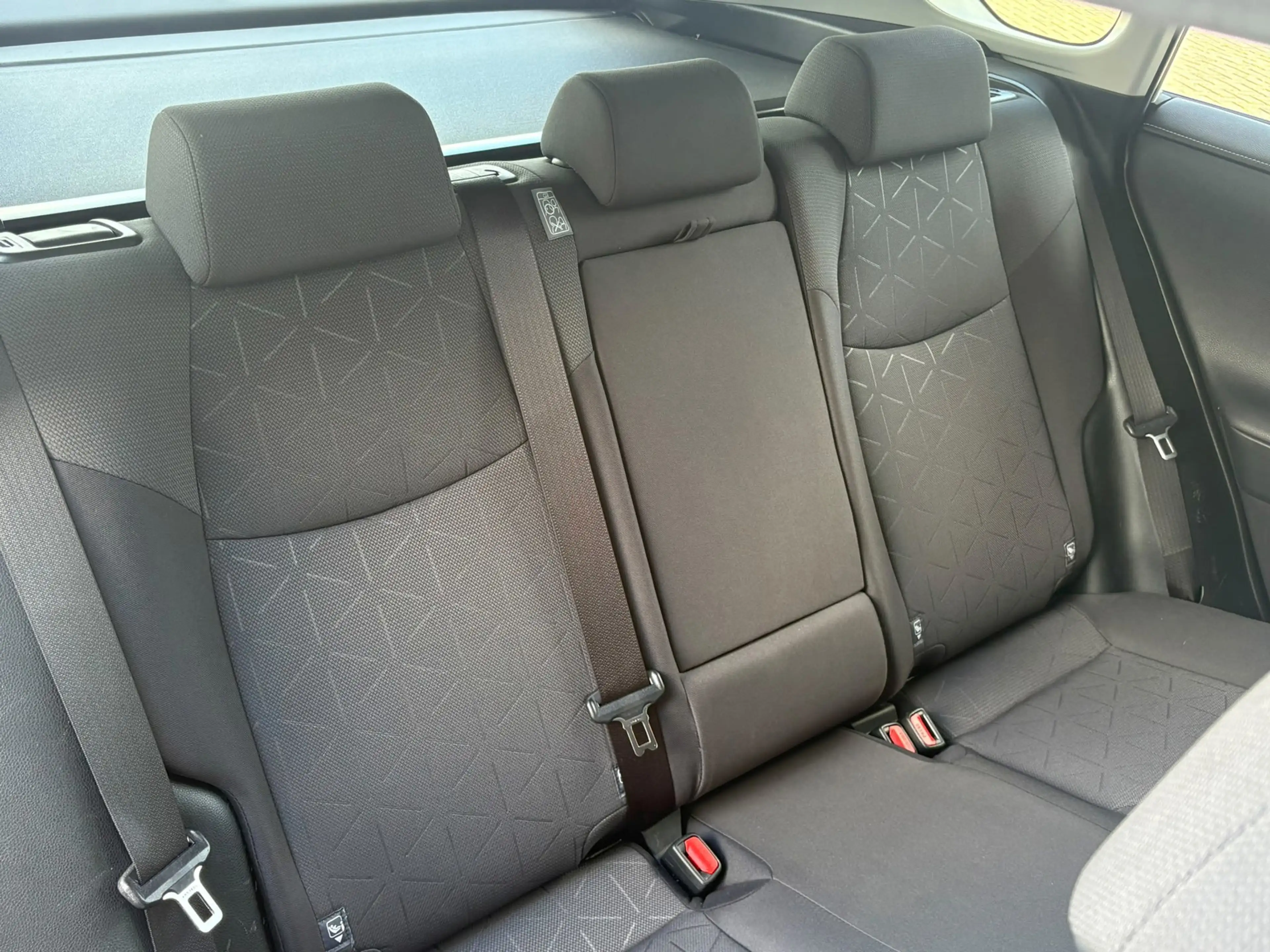 Toyota RAV 4 2.5 Hybrid AWD Trekhaak / Camera / Stoel-Stuur Ver — photo 18