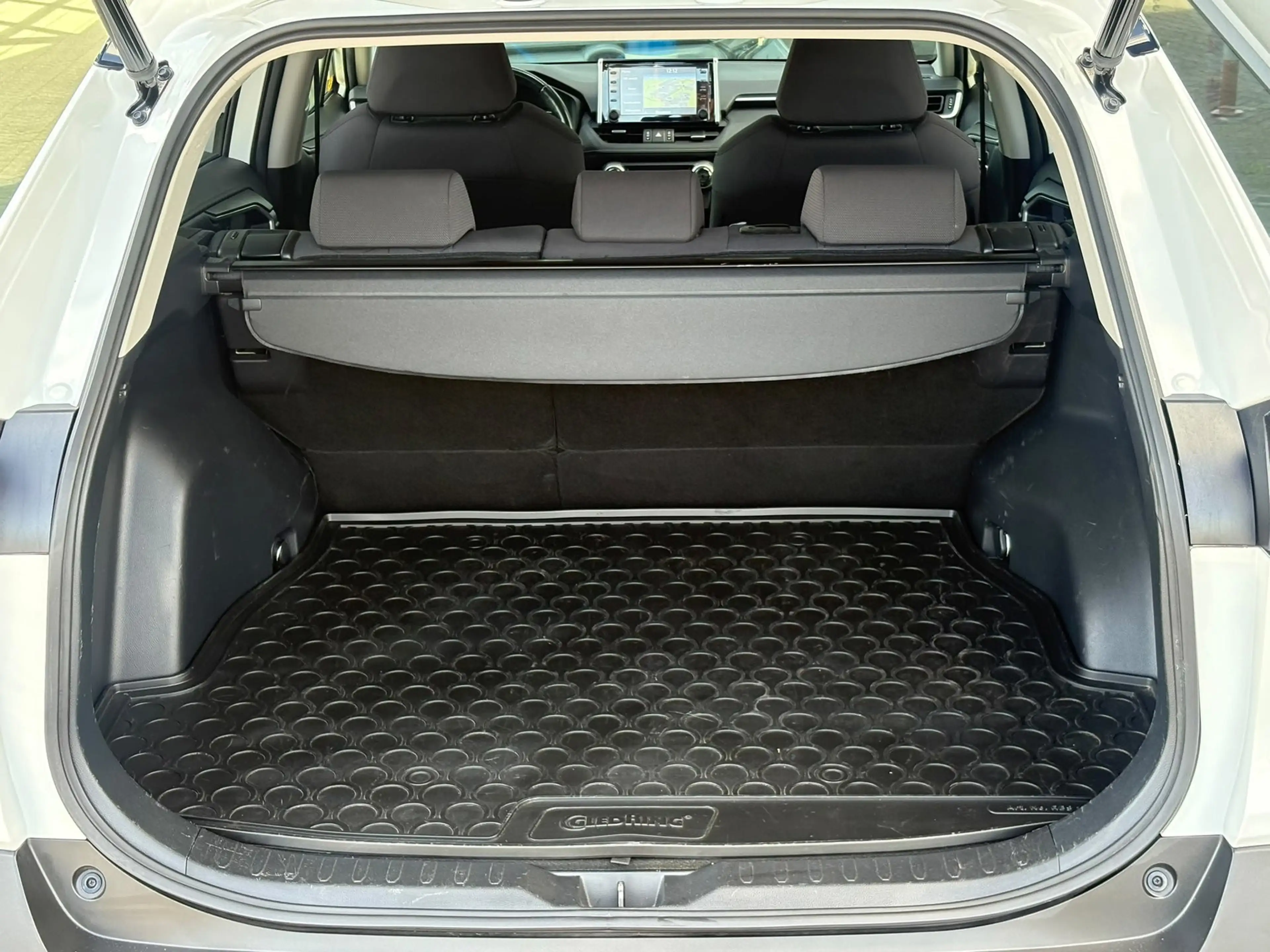 Toyota RAV 4 2.5 Hybrid AWD Trekhaak / Camera / Stoel-Stuur Ver — photo 28