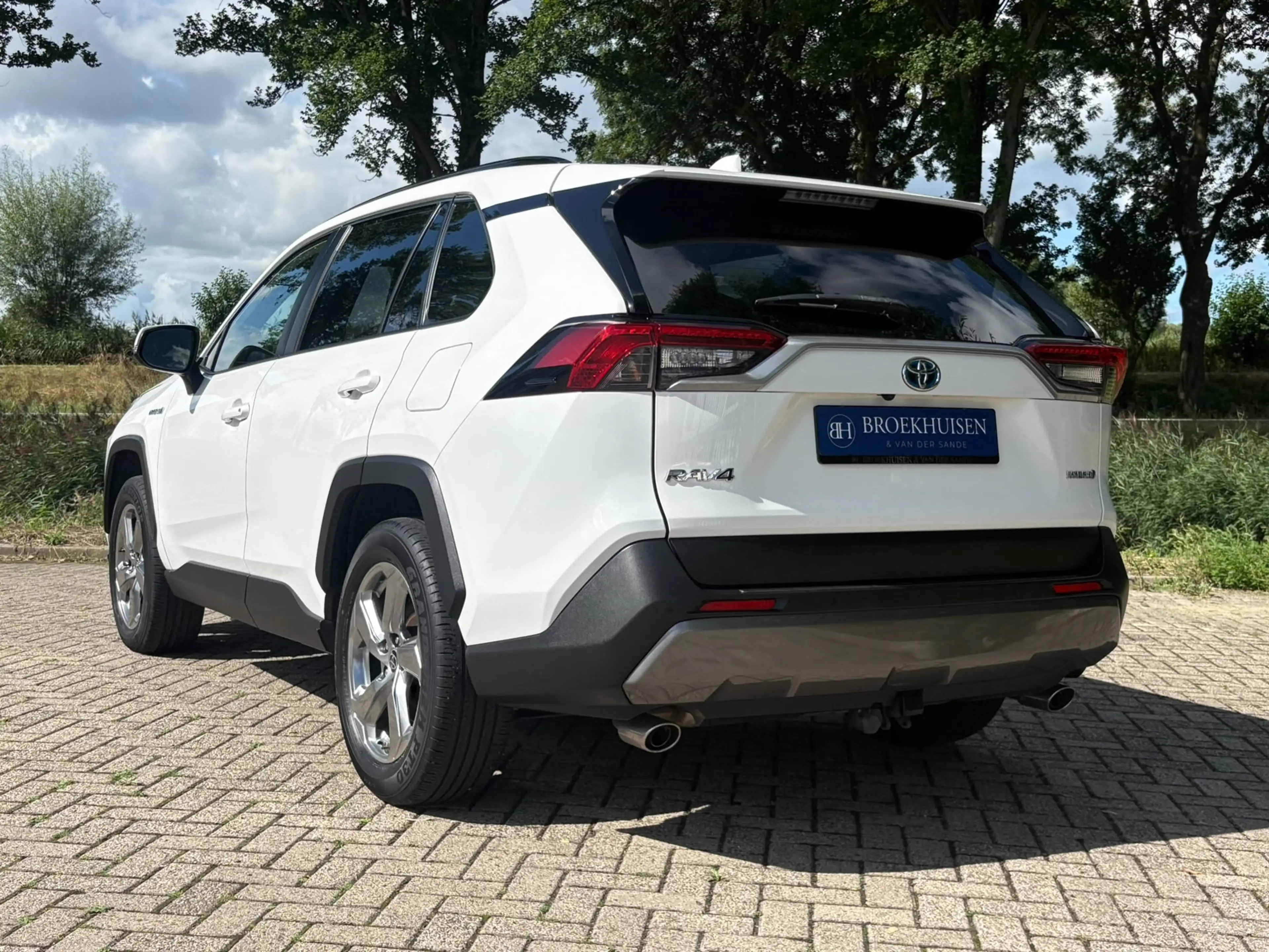 Toyota RAV 4 2.5 Hybrid AWD Trekhaak / Camera / Stoel-Stuur Ver — photo 4