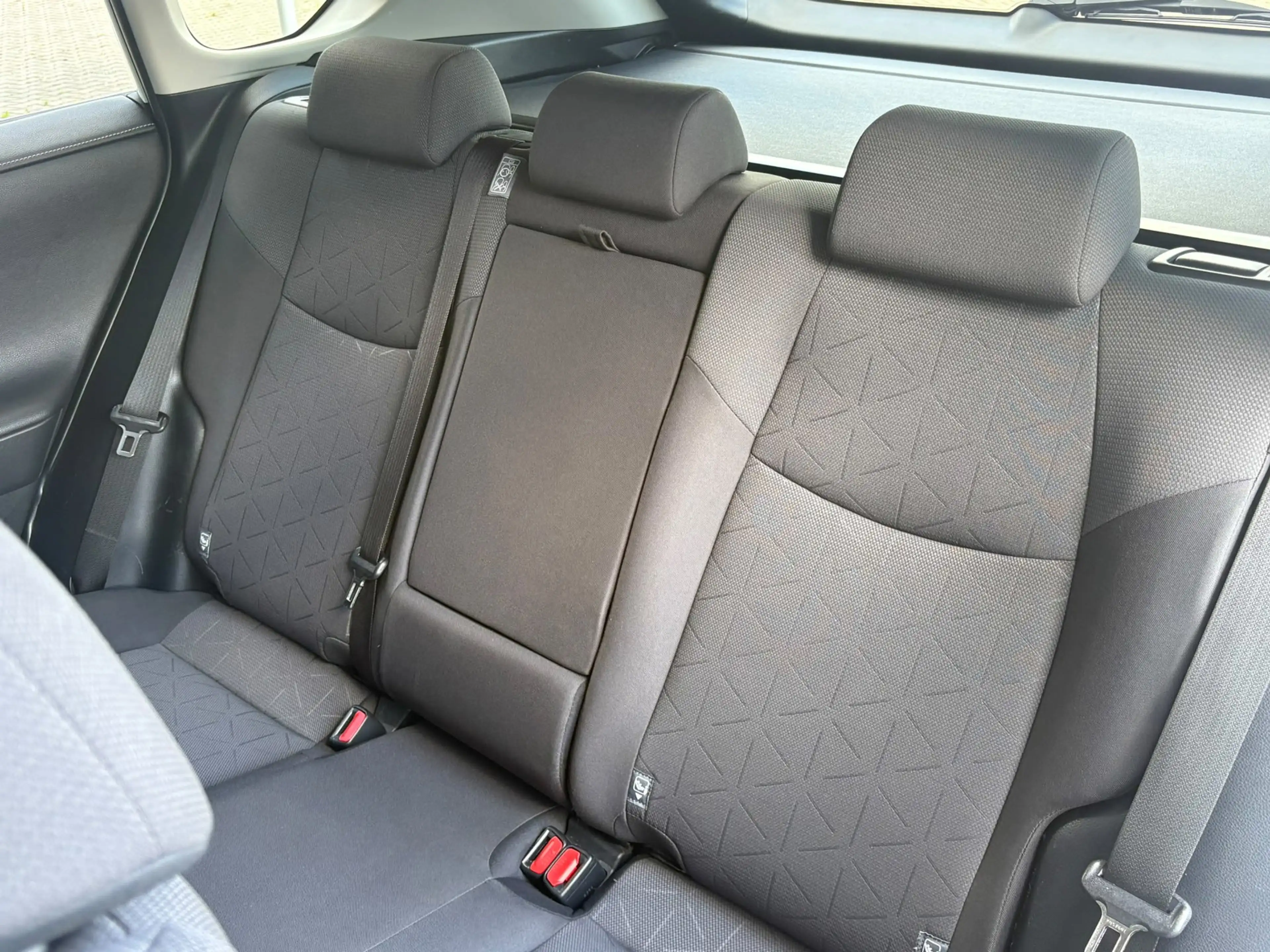 Toyota RAV 4 2.5 Hybrid AWD Trekhaak / Camera / Stoel-Stuur Ver — photo 31