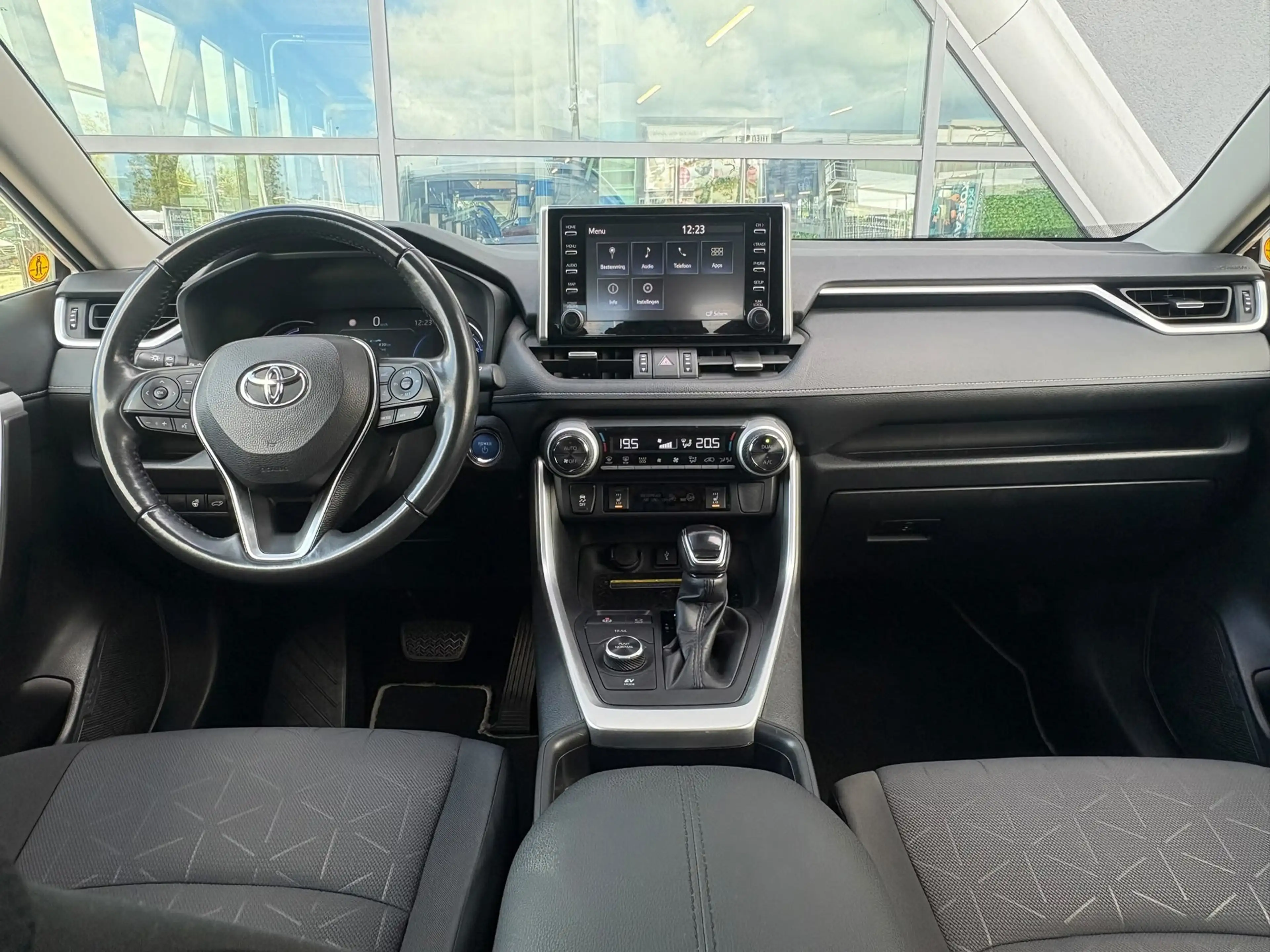 Toyota RAV 4 2.5 Hybrid AWD Trekhaak / Camera / Stoel-Stuur Ver — photo 6