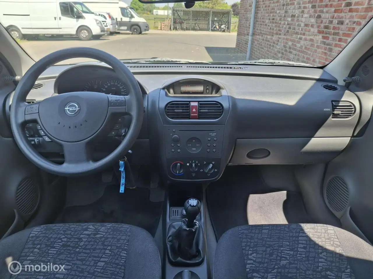 Opel Corsa 1.2-16V Comfort, foto 11