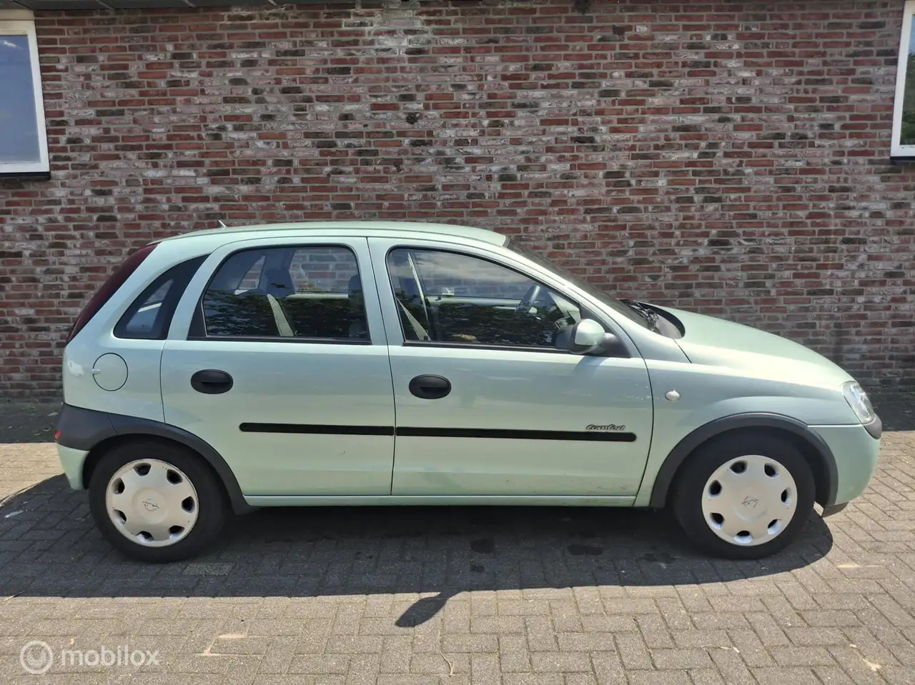 Opel Corsa 1.2-16V Comfort, foto 6