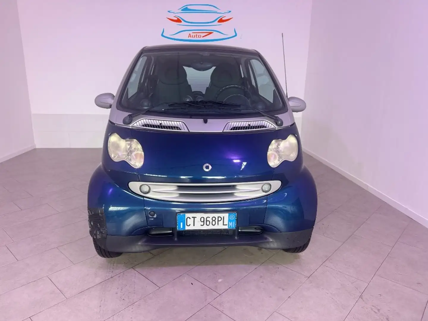 smart forTwo 700 coupé passion (45 kW) Blau - 1