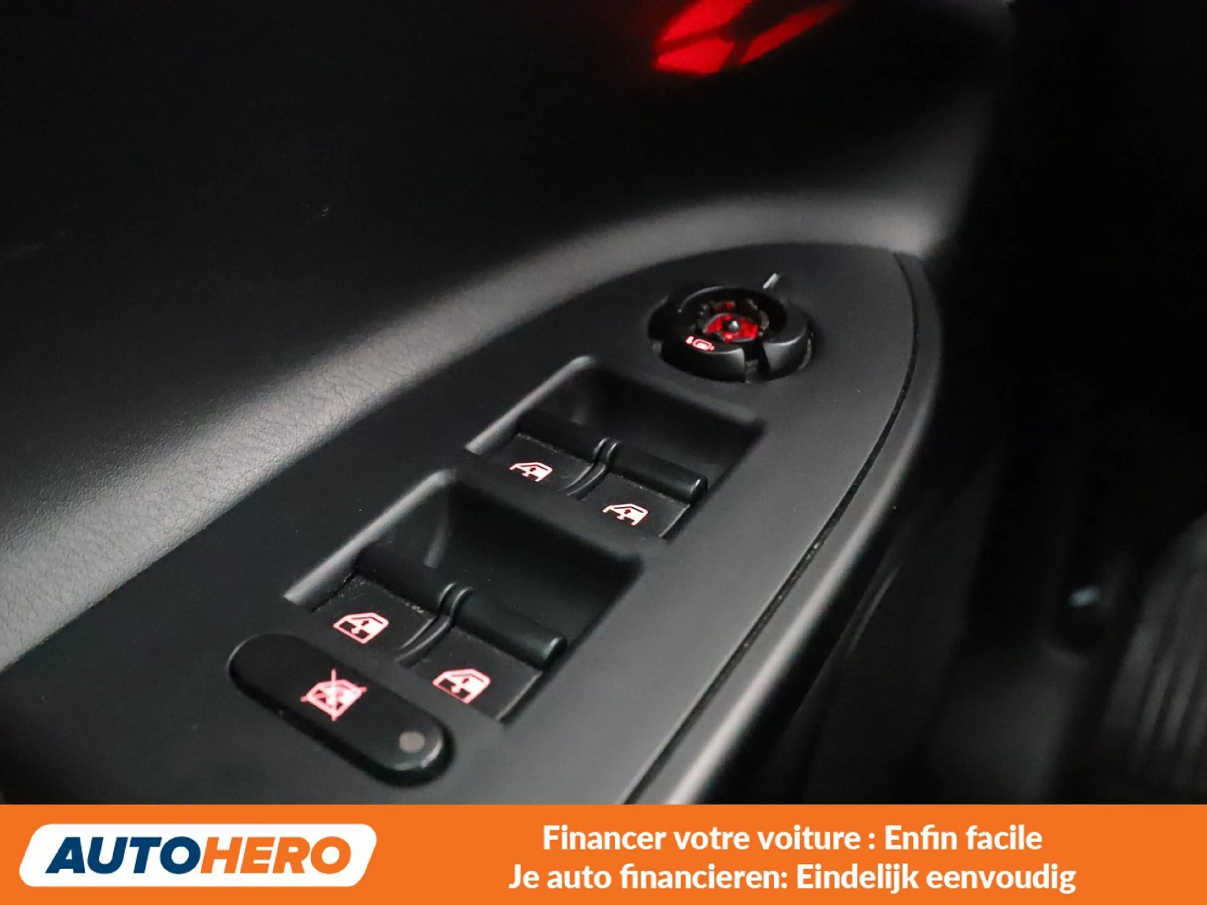Alfa Romeo Giulietta 1.4 Turbo Super — photo 14