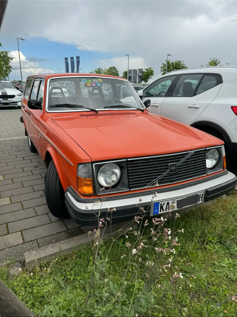 Volvo 245 DL Narancs - 2