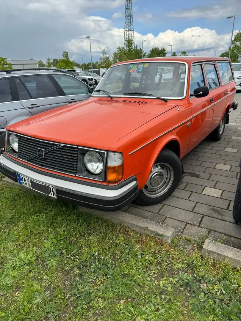 Volvo 245 DL Portocaliu - 1