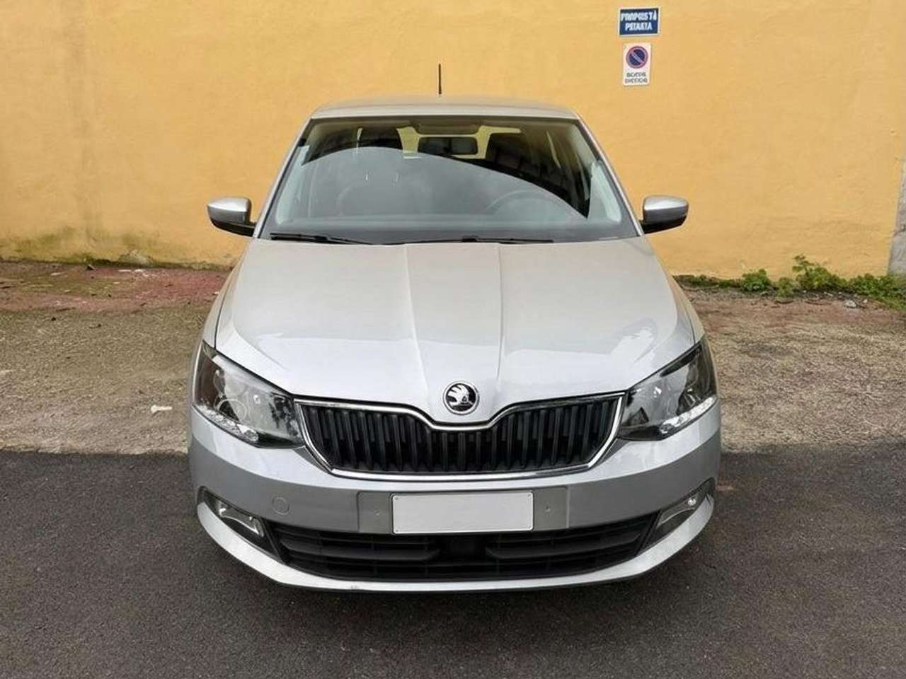 Skoda Fabia Fabia 1.0 tsi Color Design Edition Argento 75cv