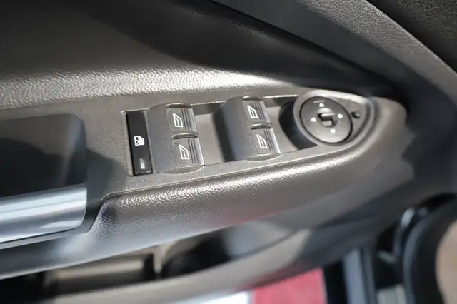 Ford Kuga view 13