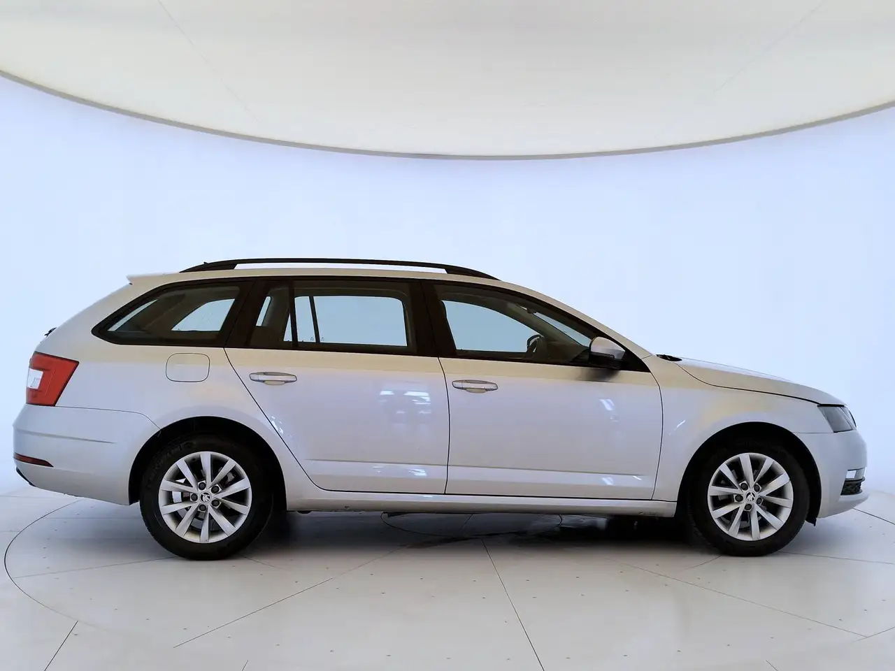 Skoda Octavia 1.6 tdi Executive 115cv NEOPATENTATI, миниатюра 5