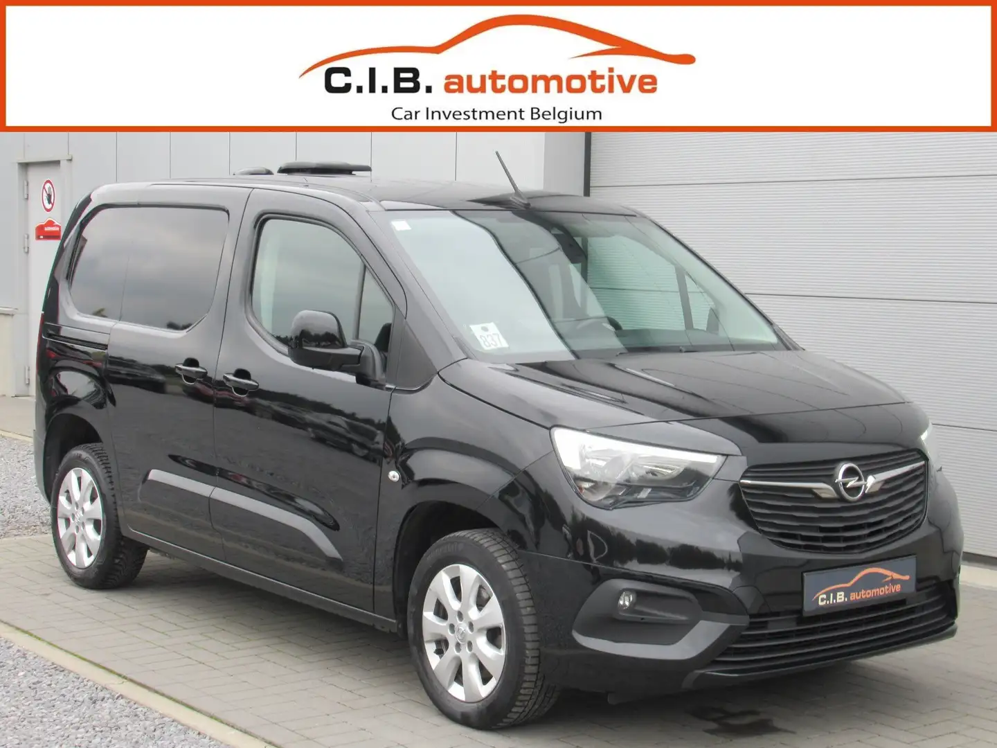 Opel Combo 1.5D / € 11.560 Netto / Aut. / Navi / Airco Noir - 1