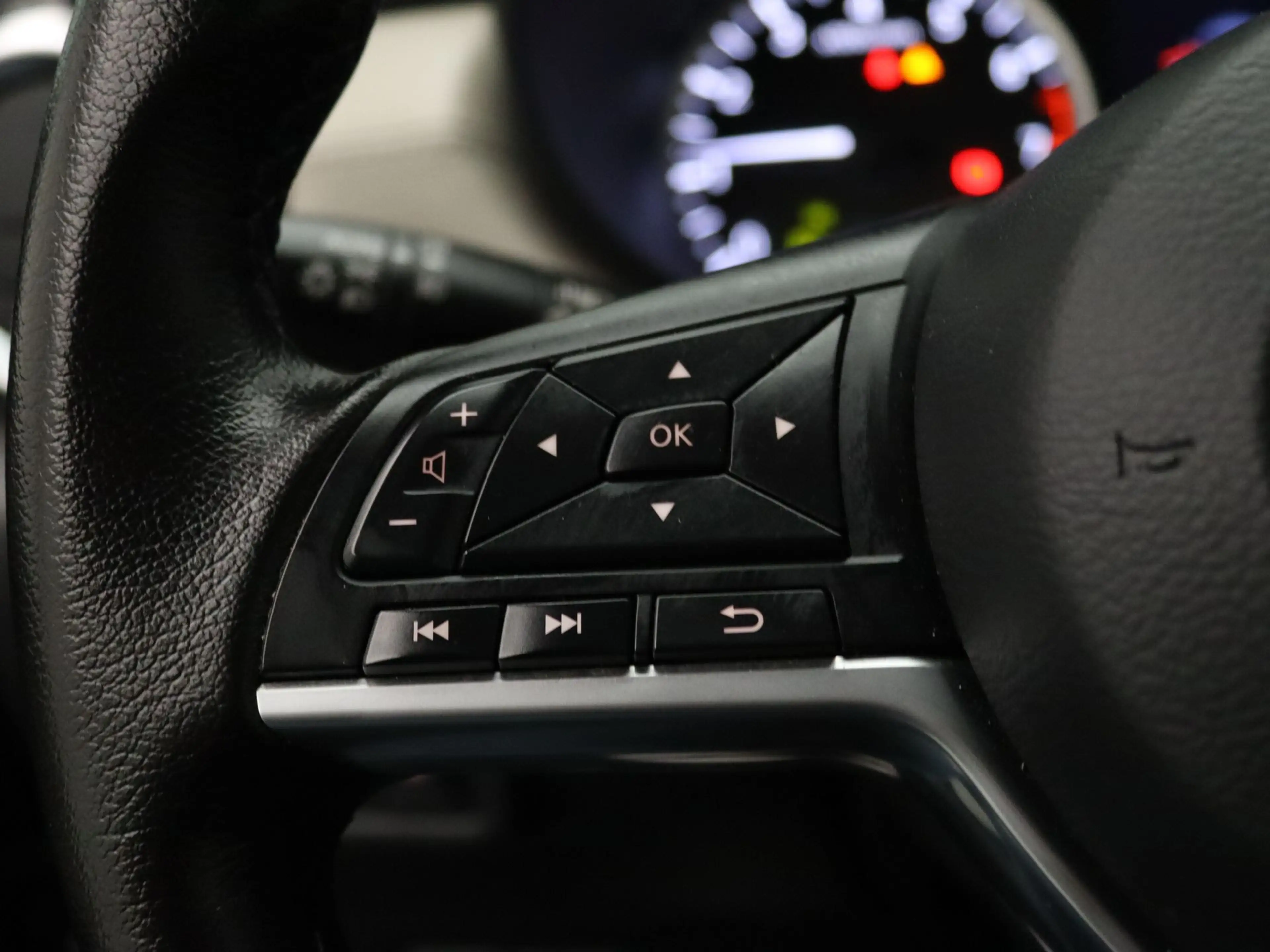 Nissan Micra IG-T 93pk N-Design Airco | Cruise | Navi | Parkeer — photo 13