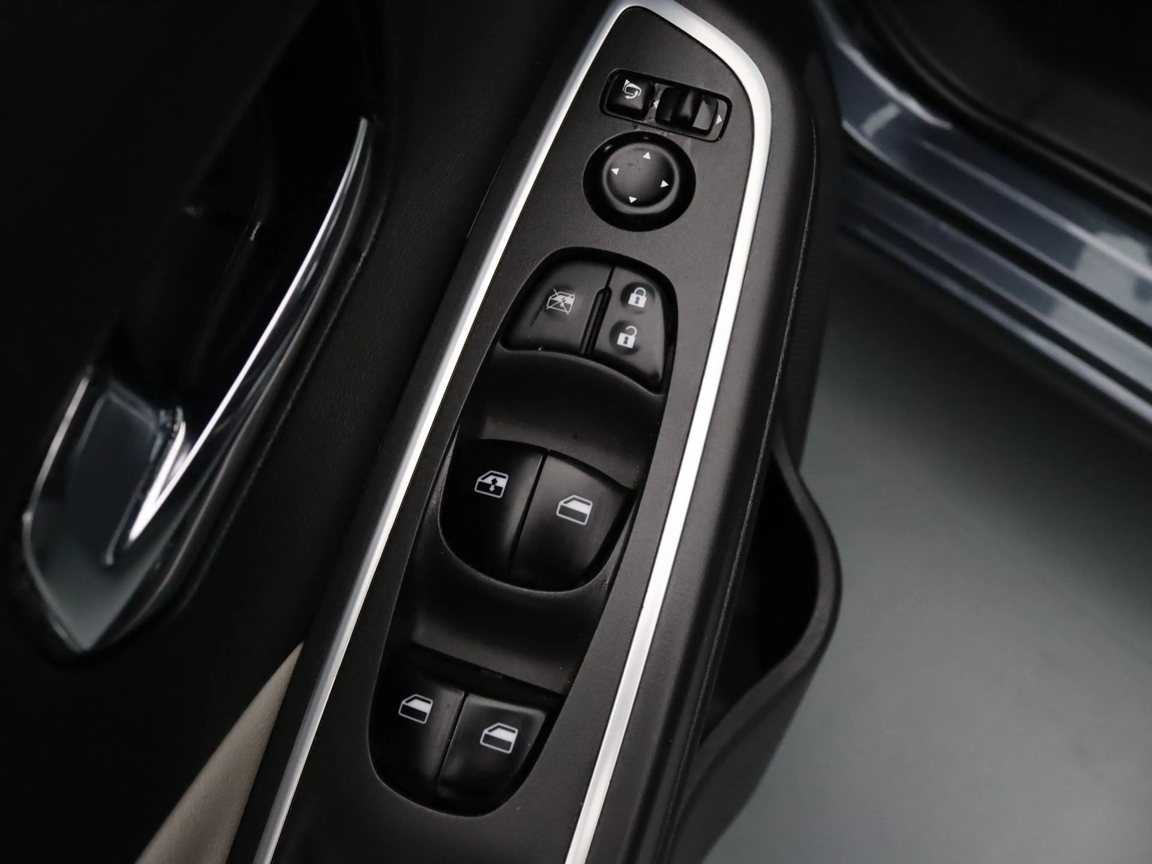 Nissan Micra IG-T 93pk N-Design Airco | Cruise | Navi | Parkeer — photo 19