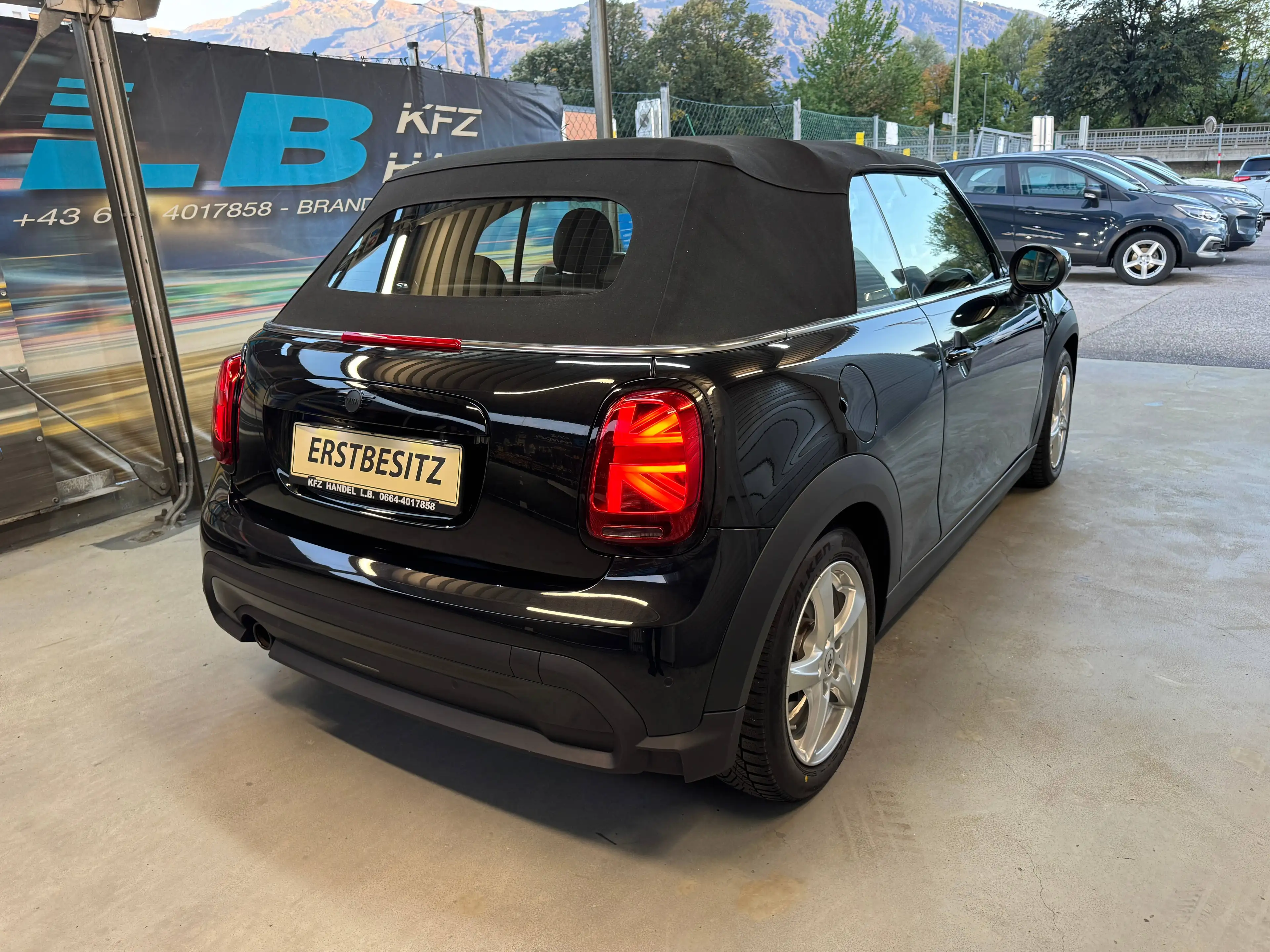 MINI Cooper Cabrio Cabrio Cooper Classic Trim — photo 5
