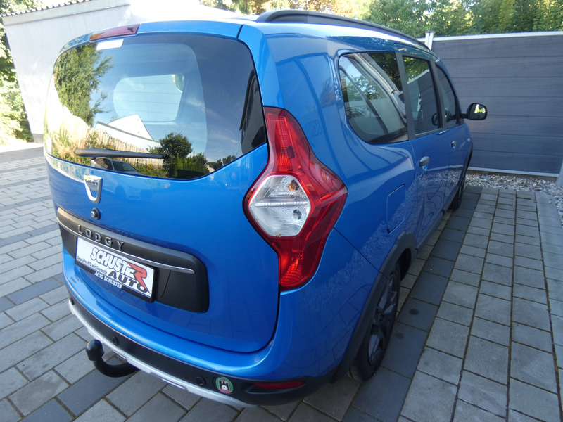 Dacia Lodgy Stepway Celebration — photo 7