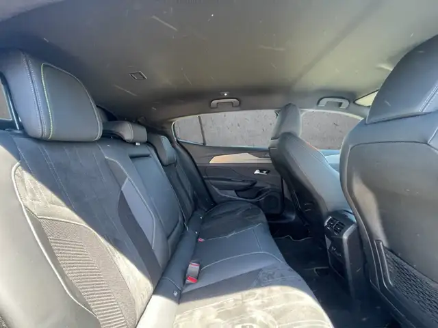 Peugeot 408 view 14